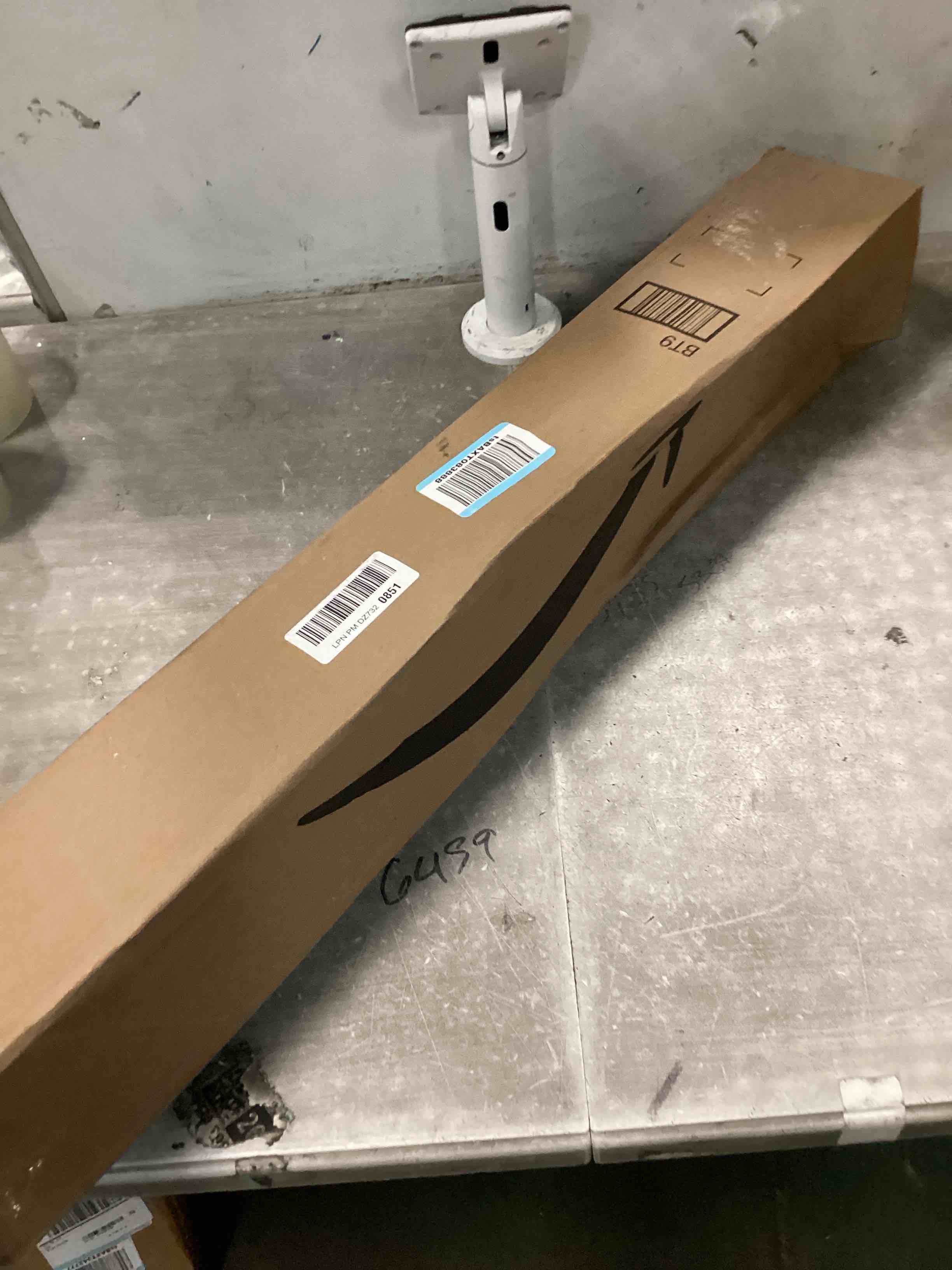 https://s3.amazonaws.com/lotting-images-prod/bidfta/TEA3558709_1751288059022.jpeg