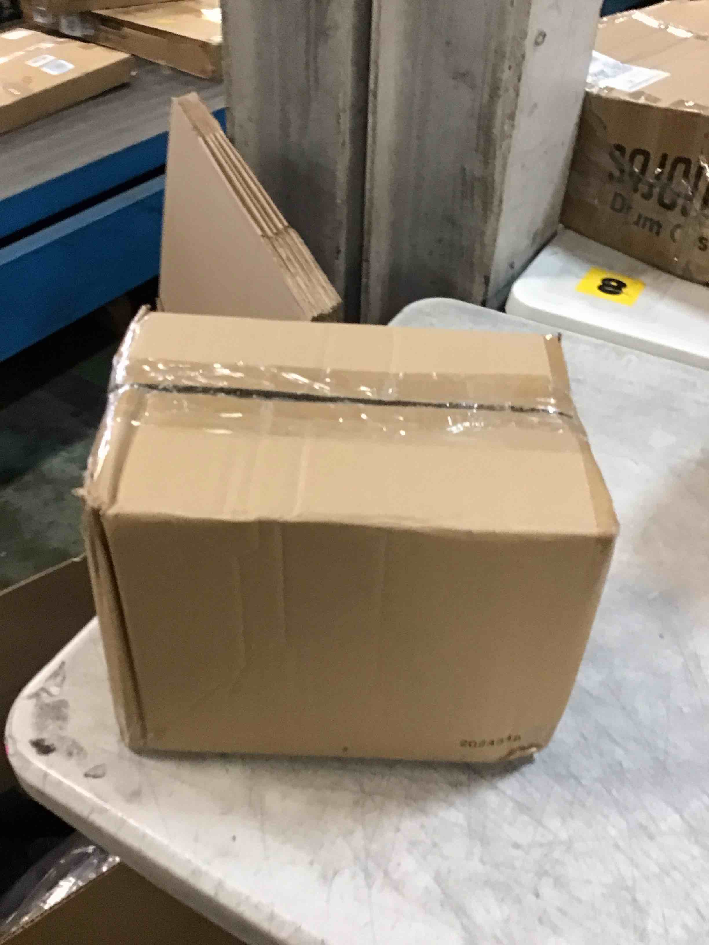https://s3.amazonaws.com/lotting-images-prod/bidfta/TEA3559116_1751296011101.jpeg