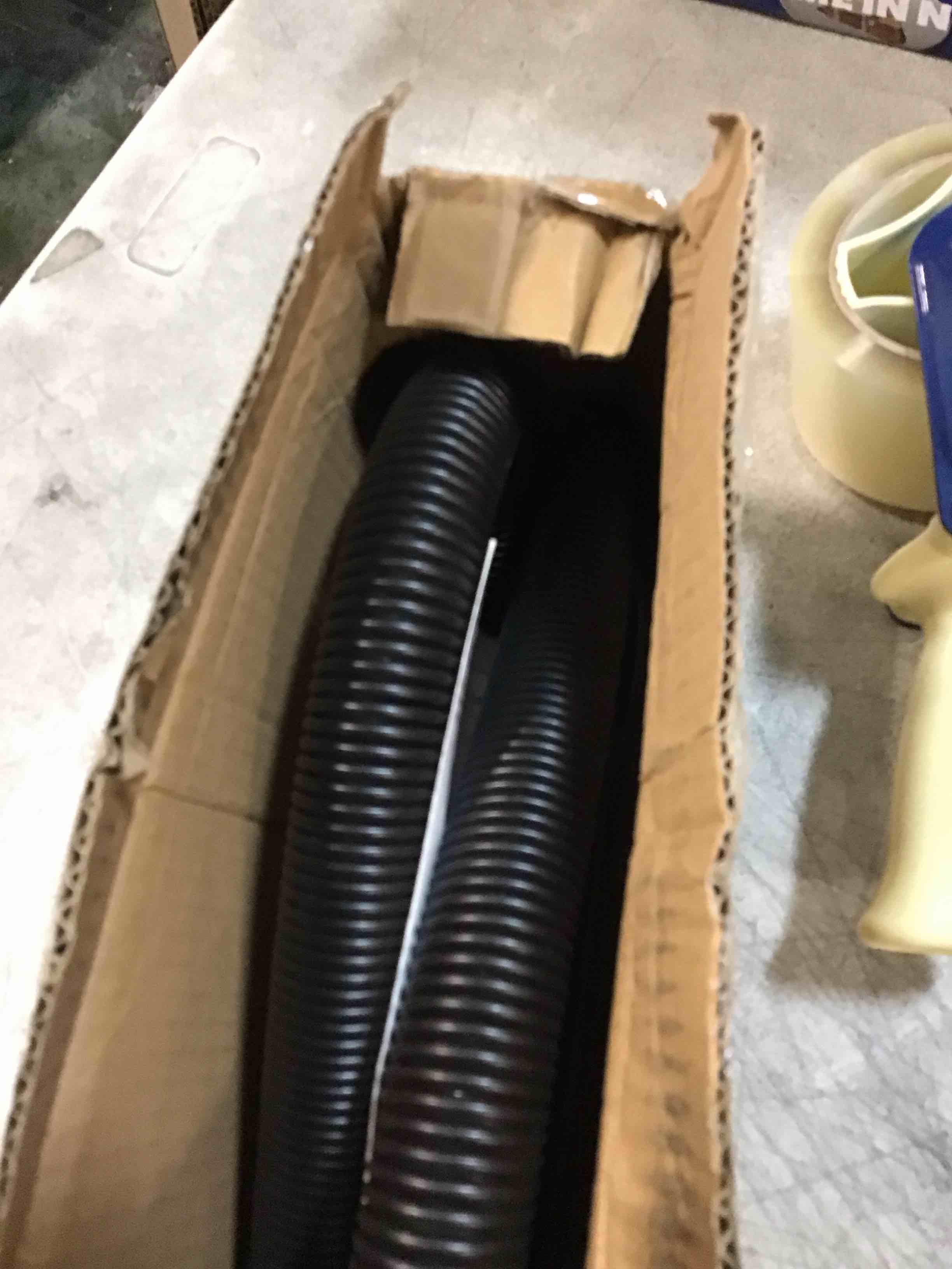 https://s3.amazonaws.com/lotting-images-prod/bidfta/TEA3559121_1751296428863.jpeg