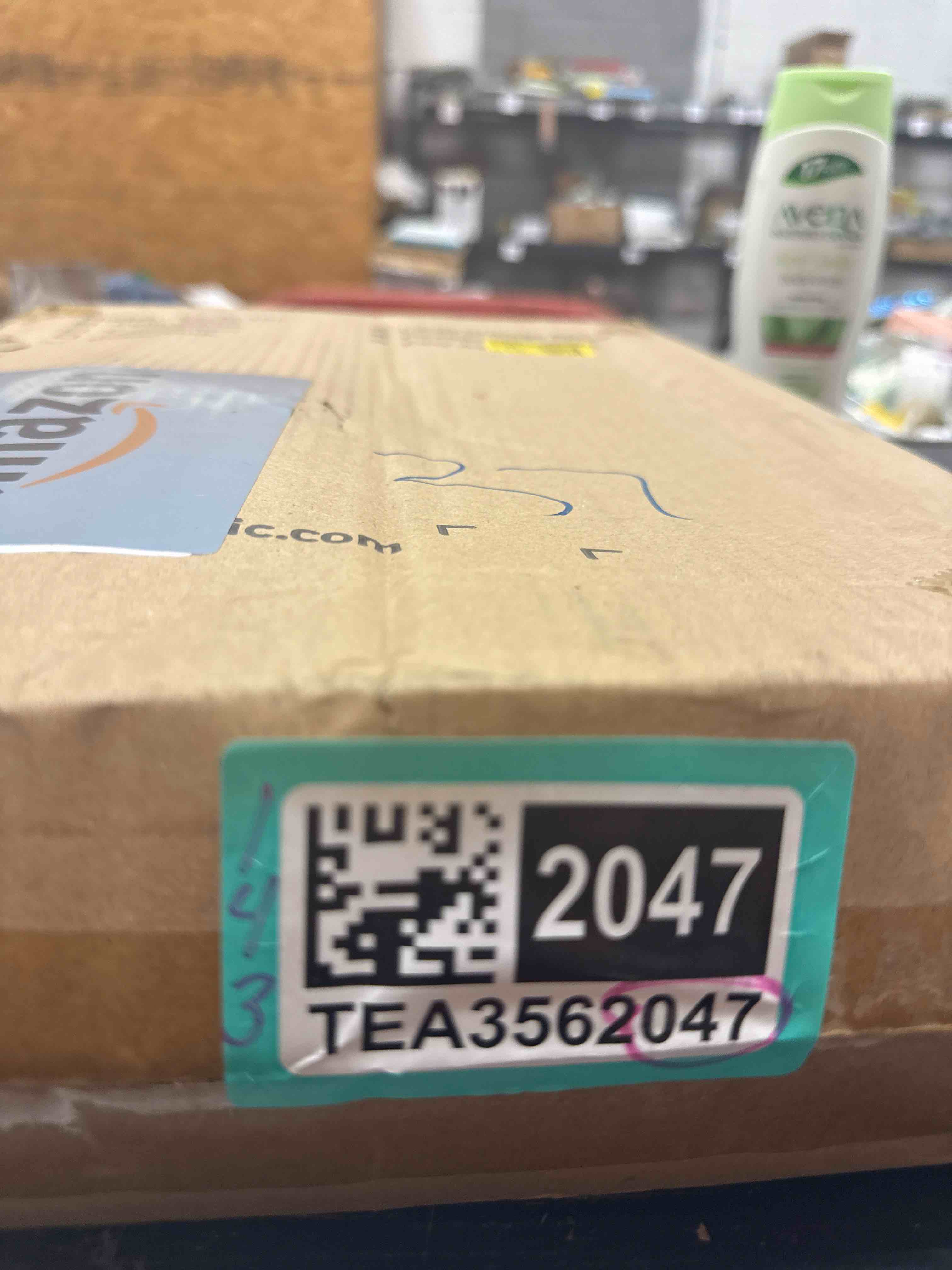 https://s3.amazonaws.com/lotting-images-prod/bidfta/TEA3562047_1752526883280.jpeg