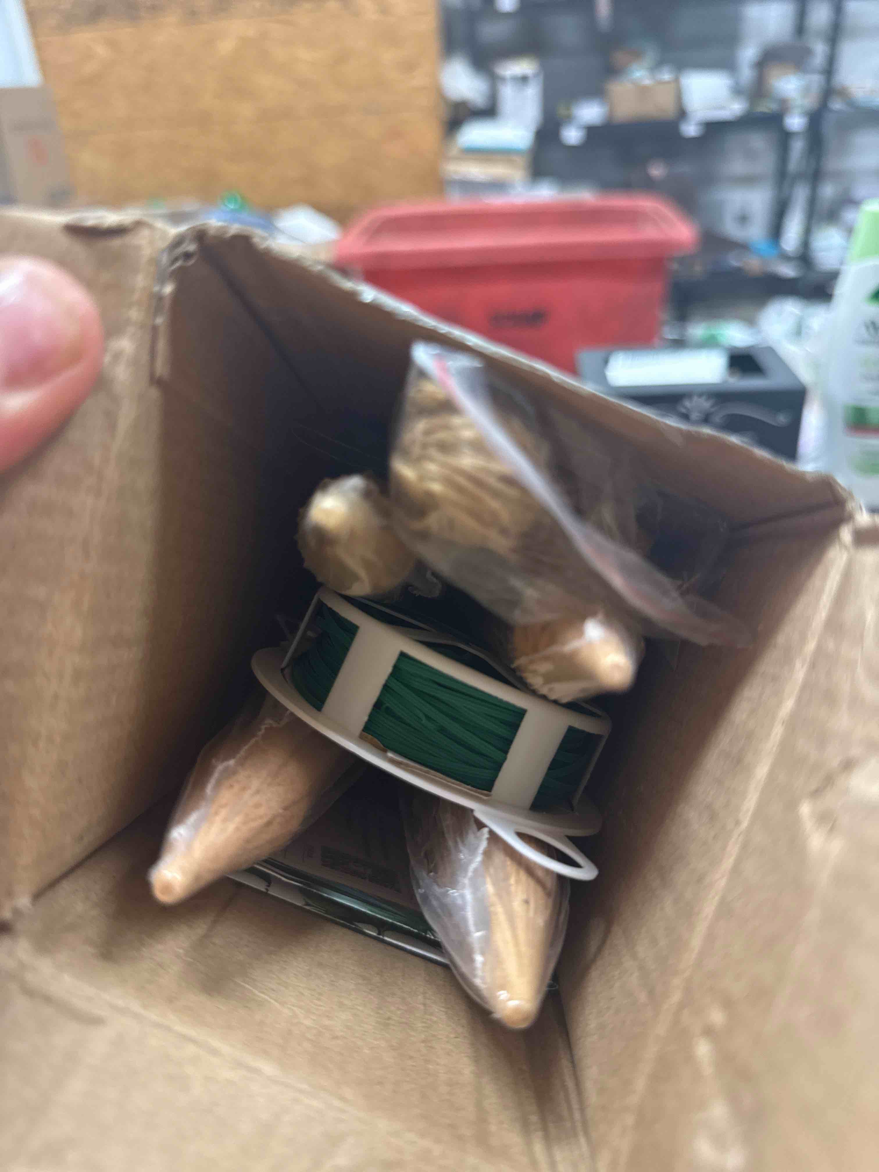 https://s3.amazonaws.com/lotting-images-prod/bidfta/TEA3562048_1752526657438.jpeg