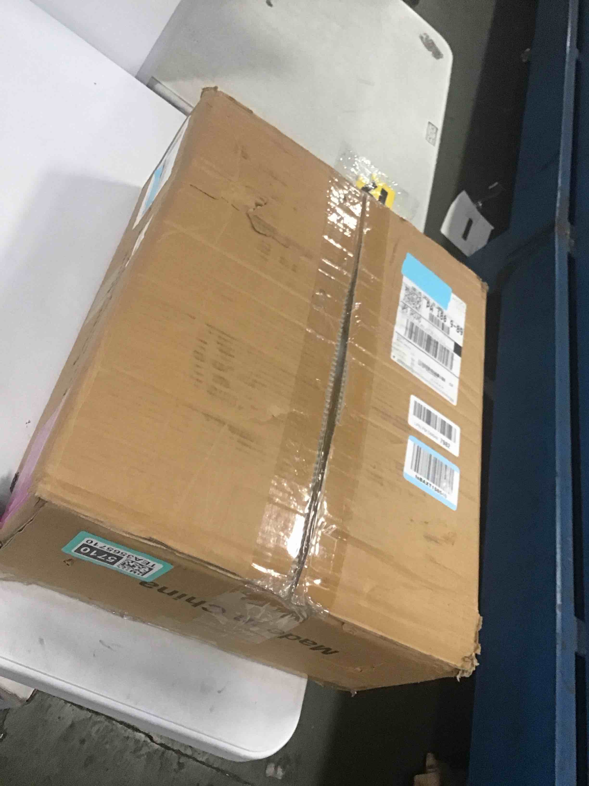 https://s3.amazonaws.com/lotting-images-prod/bidfta/TEA3565710_1750254483803.jpeg