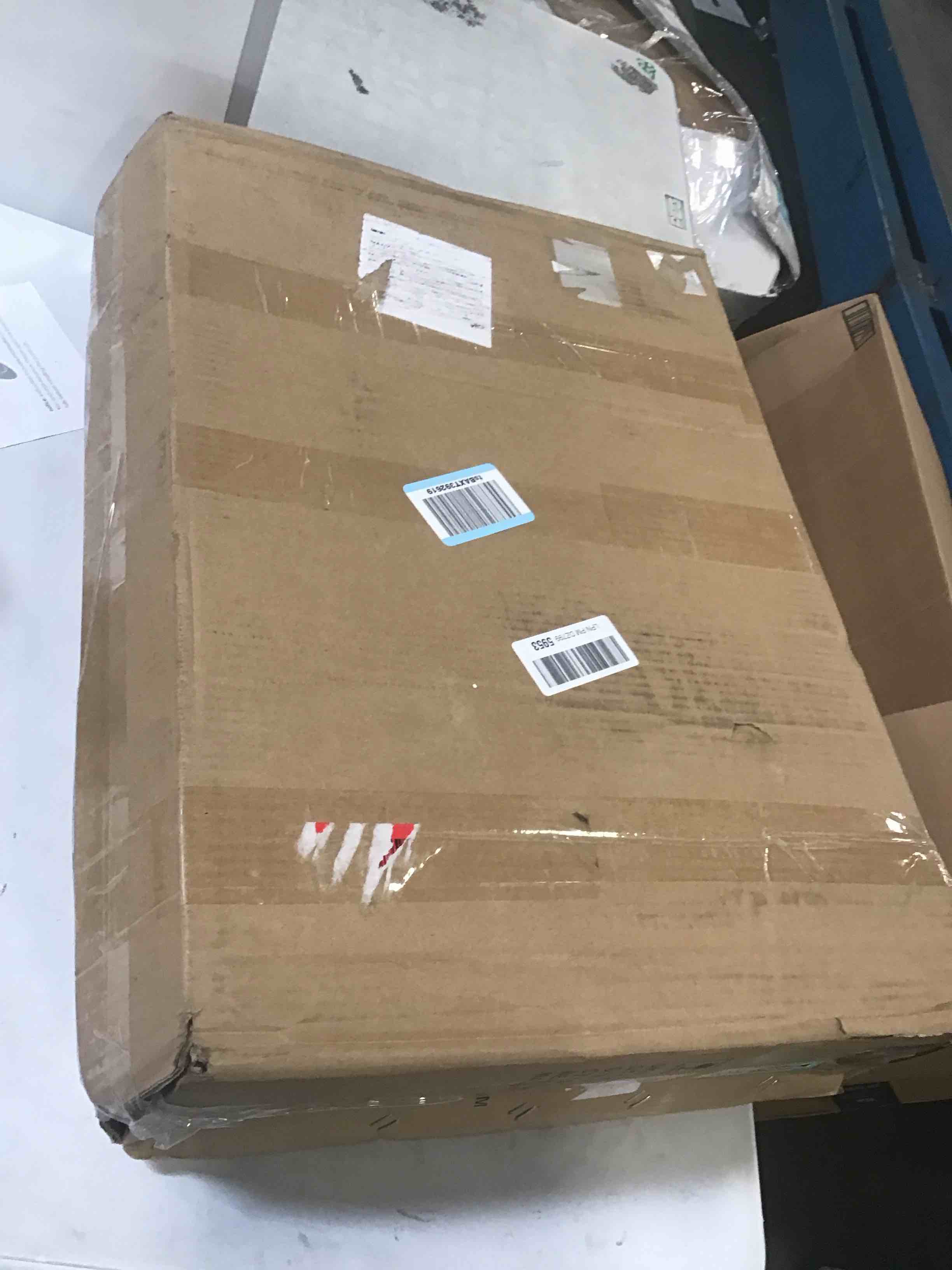 https://s3.amazonaws.com/lotting-images-prod/bidfta/TEA3565895_1750270889652.jpeg