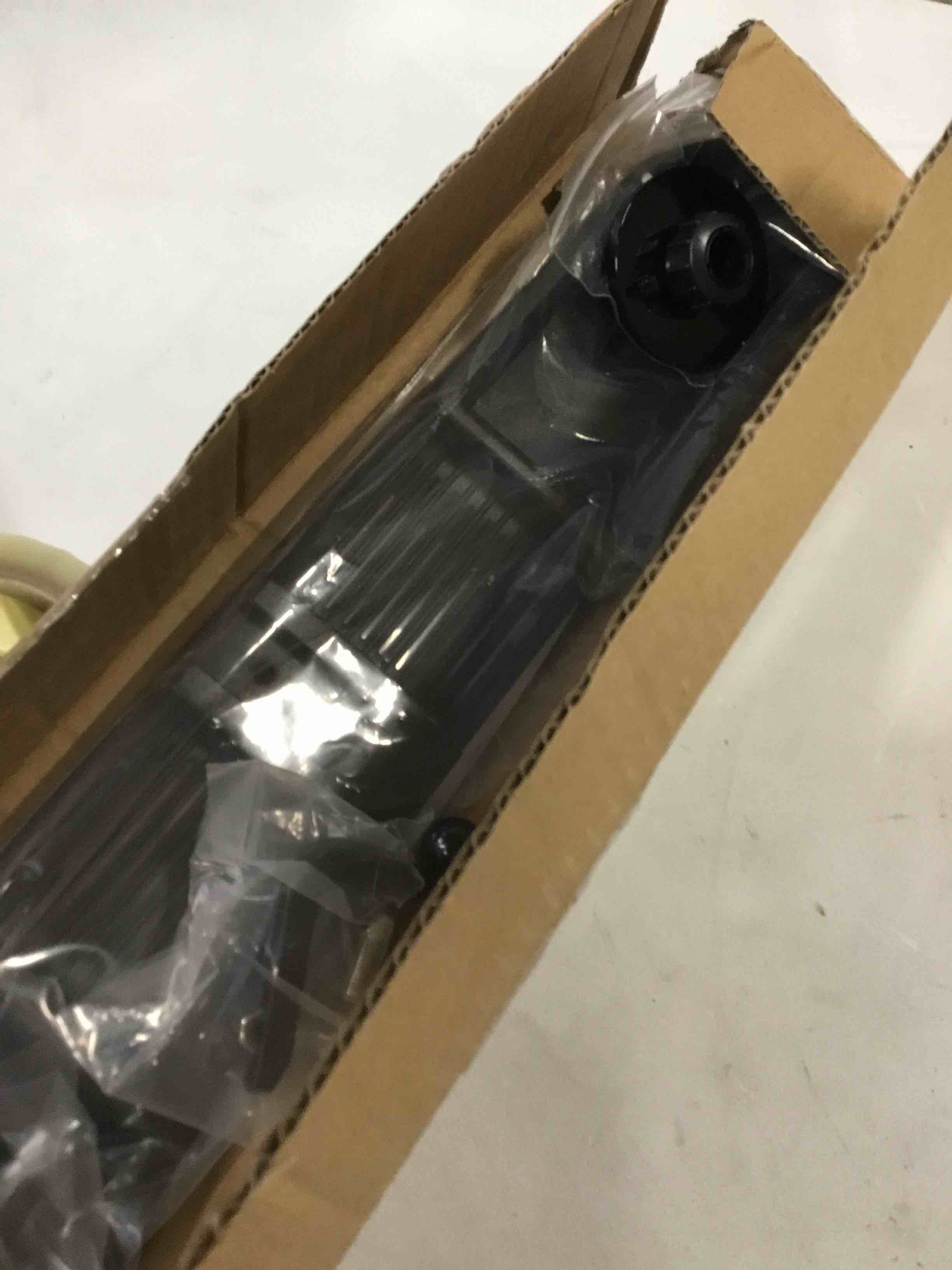 https://s3.amazonaws.com/lotting-images-prod/bidfta/TEA3565931_1750335791808.jpeg