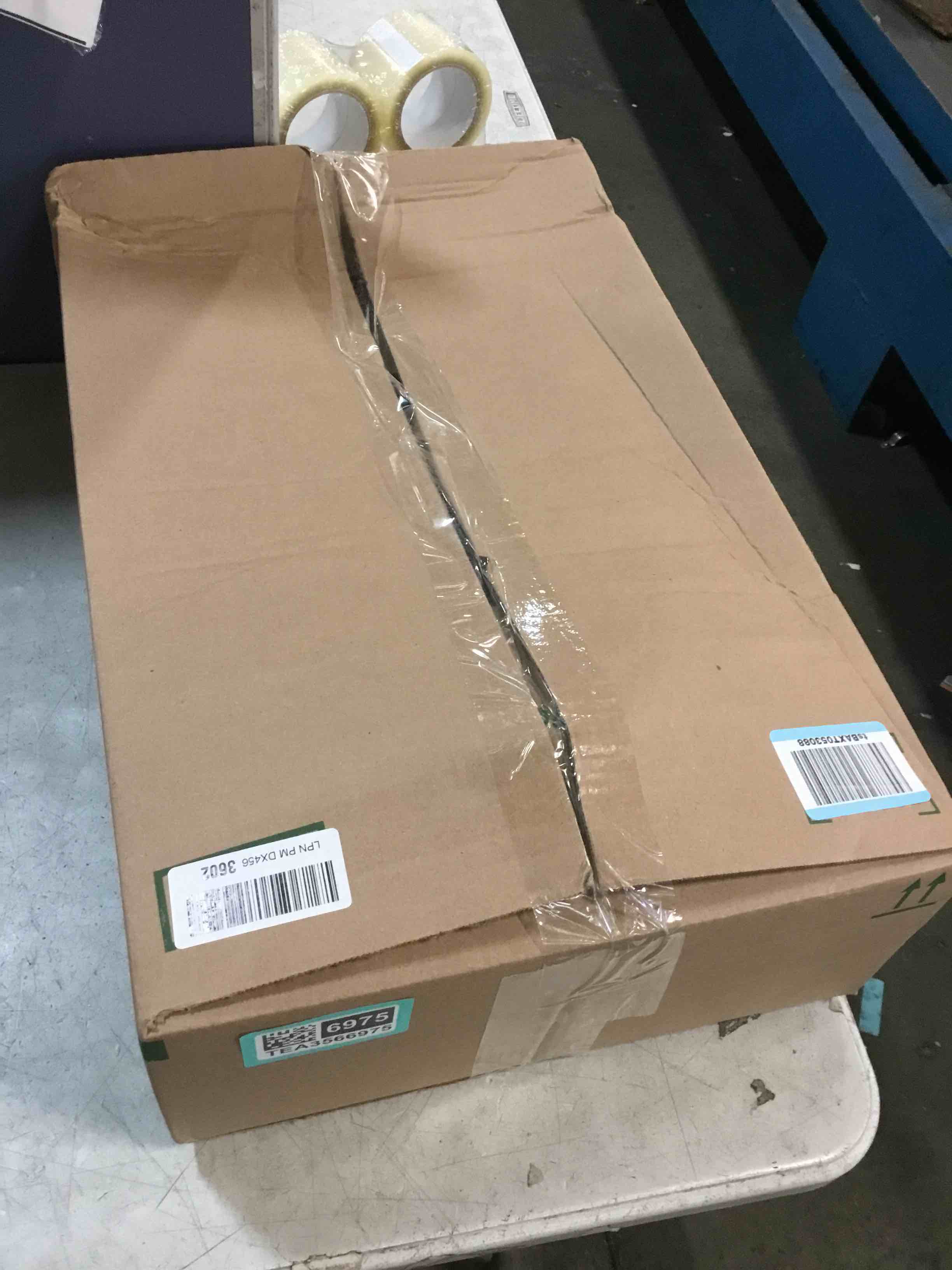 https://s3.amazonaws.com/lotting-images-prod/bidfta/TEA3566975_1750943769677.jpeg