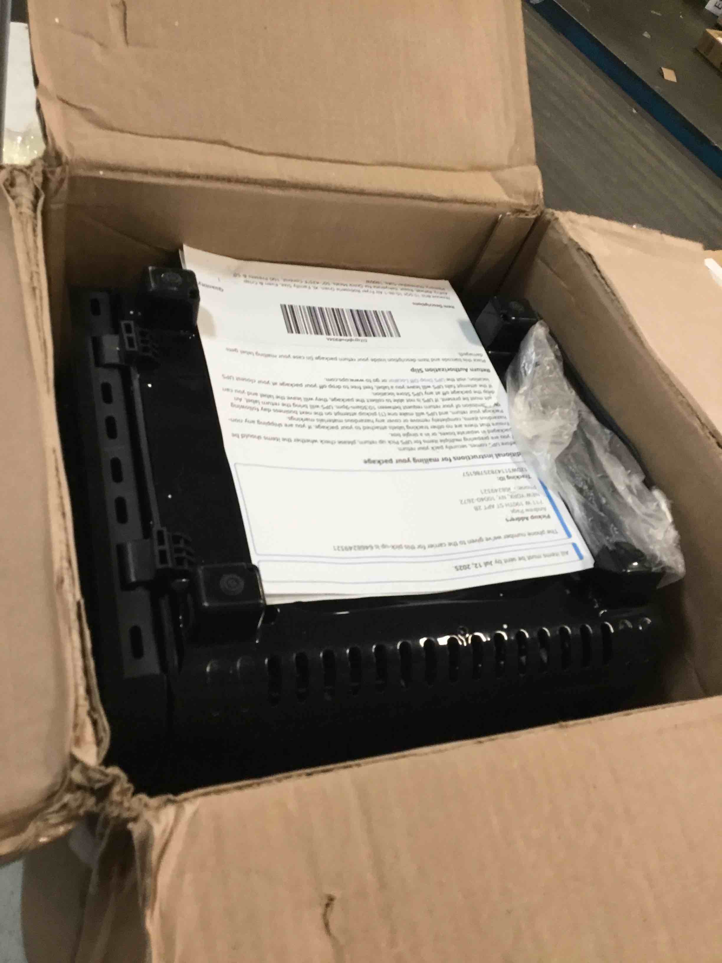 https://s3.amazonaws.com/lotting-images-prod/bidfta/TEA3566976_1750943920857.jpeg