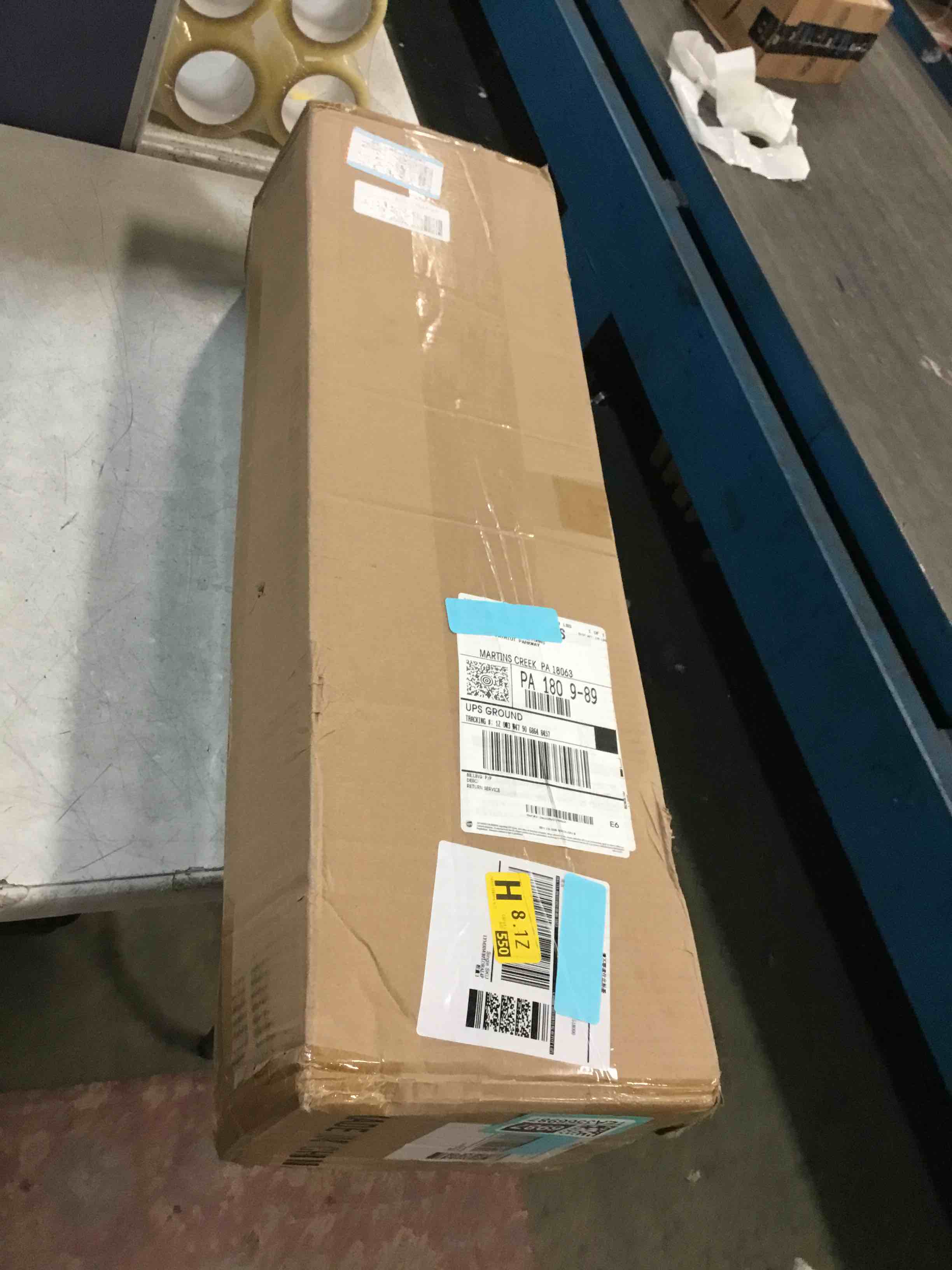 https://s3.amazonaws.com/lotting-images-prod/bidfta/TEA3566987_1750944801207.jpeg