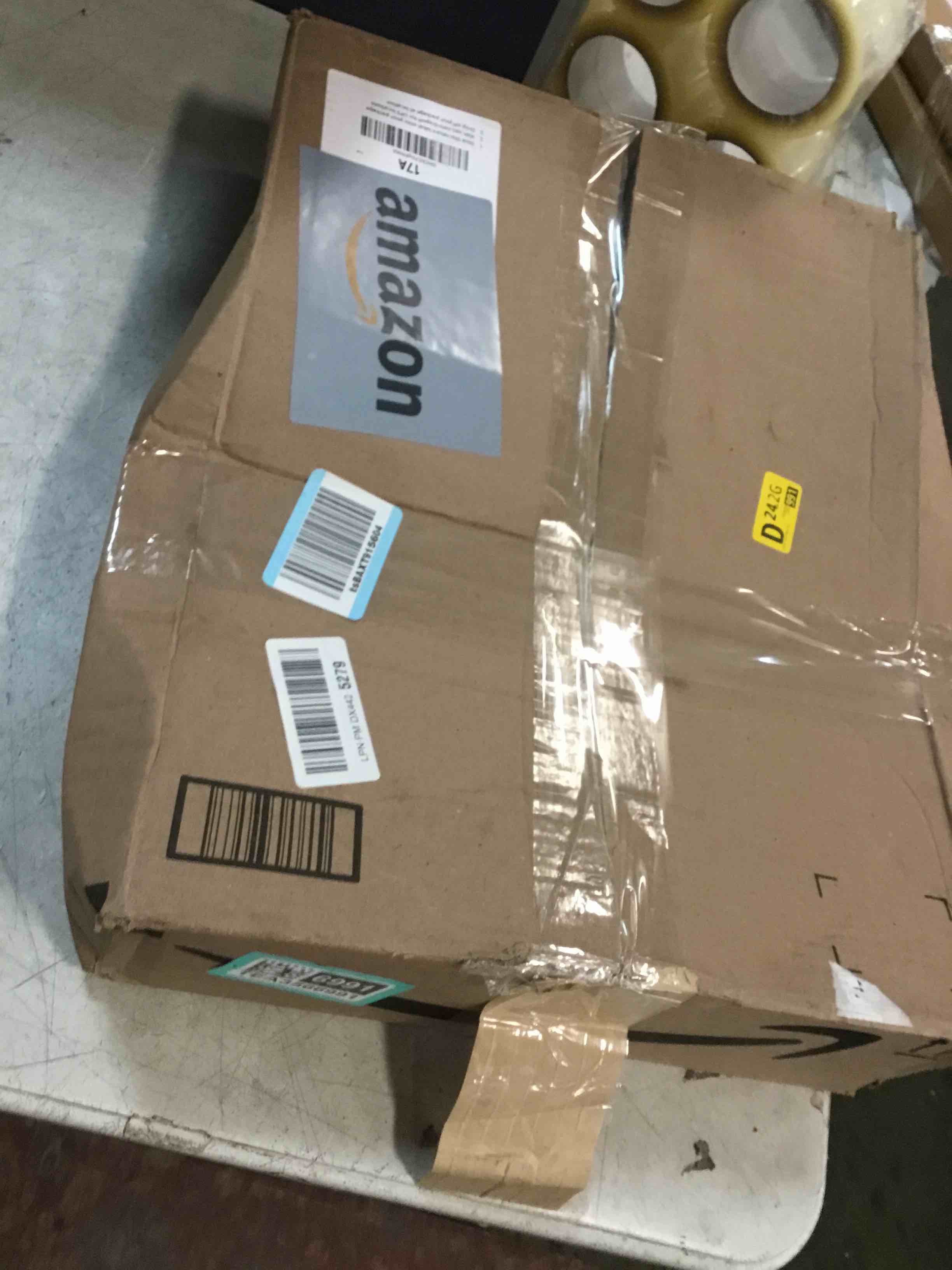 https://s3.amazonaws.com/lotting-images-prod/bidfta/TEA3566991_1750945370100.jpeg