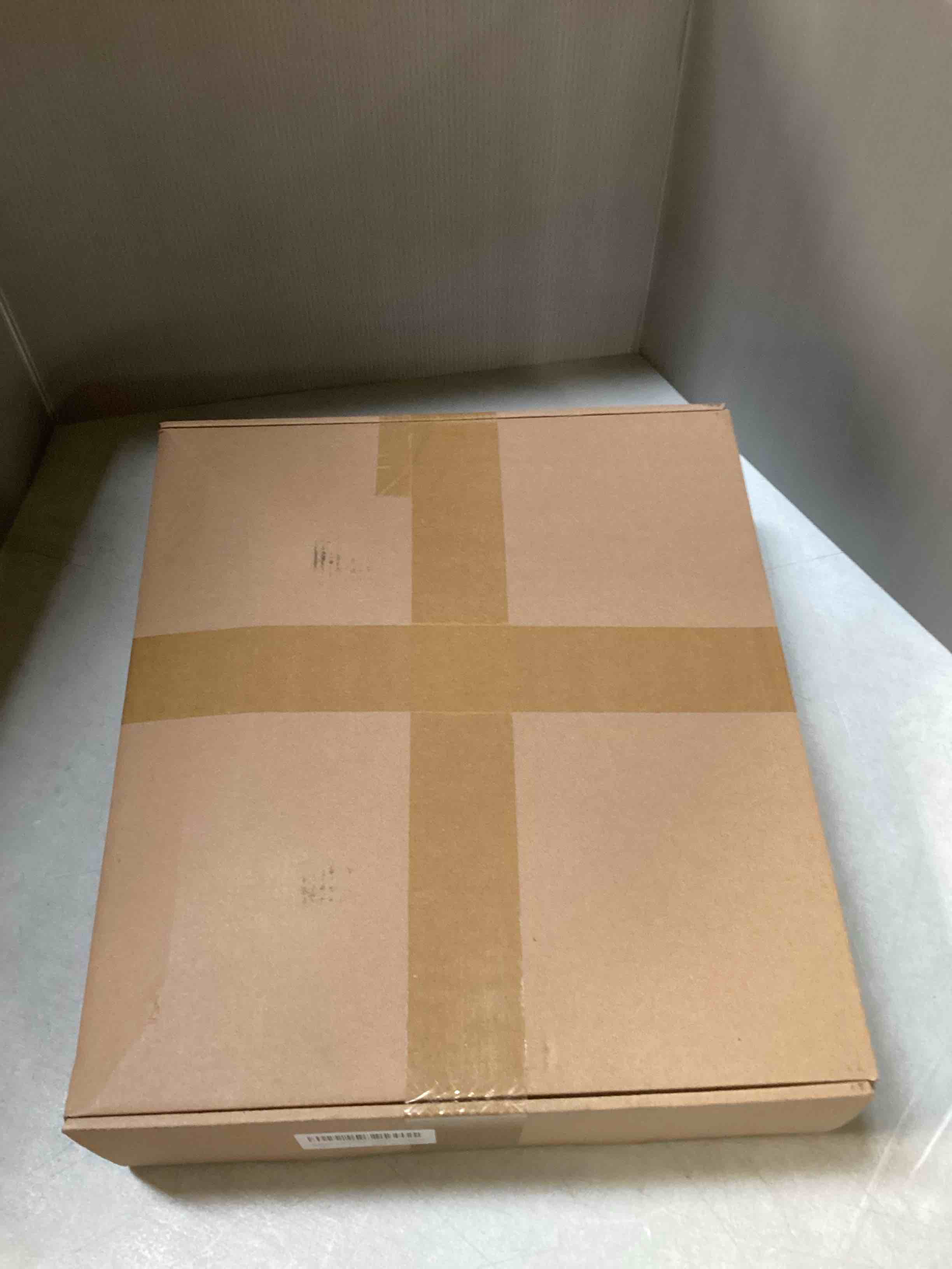 https://s3.amazonaws.com/lotting-images-prod/bidfta/TEA3580110_1746104385288.jpeg