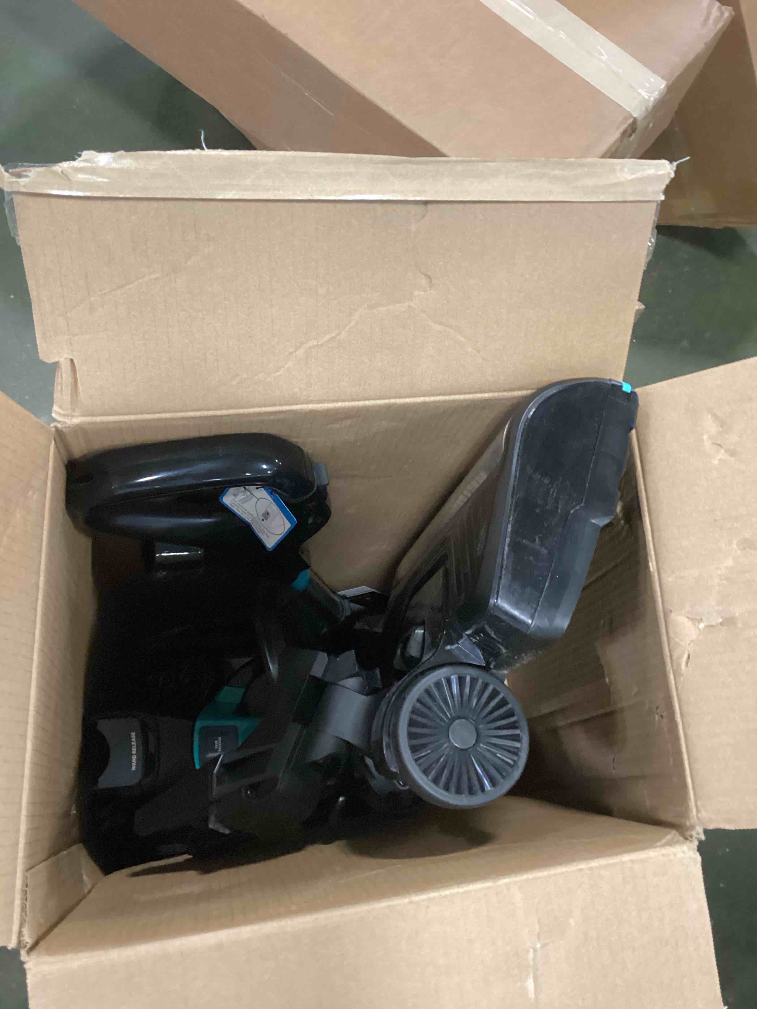 https://s3.amazonaws.com/lotting-images-prod/bidfta/TEA3580695_1746460505573.jpeg