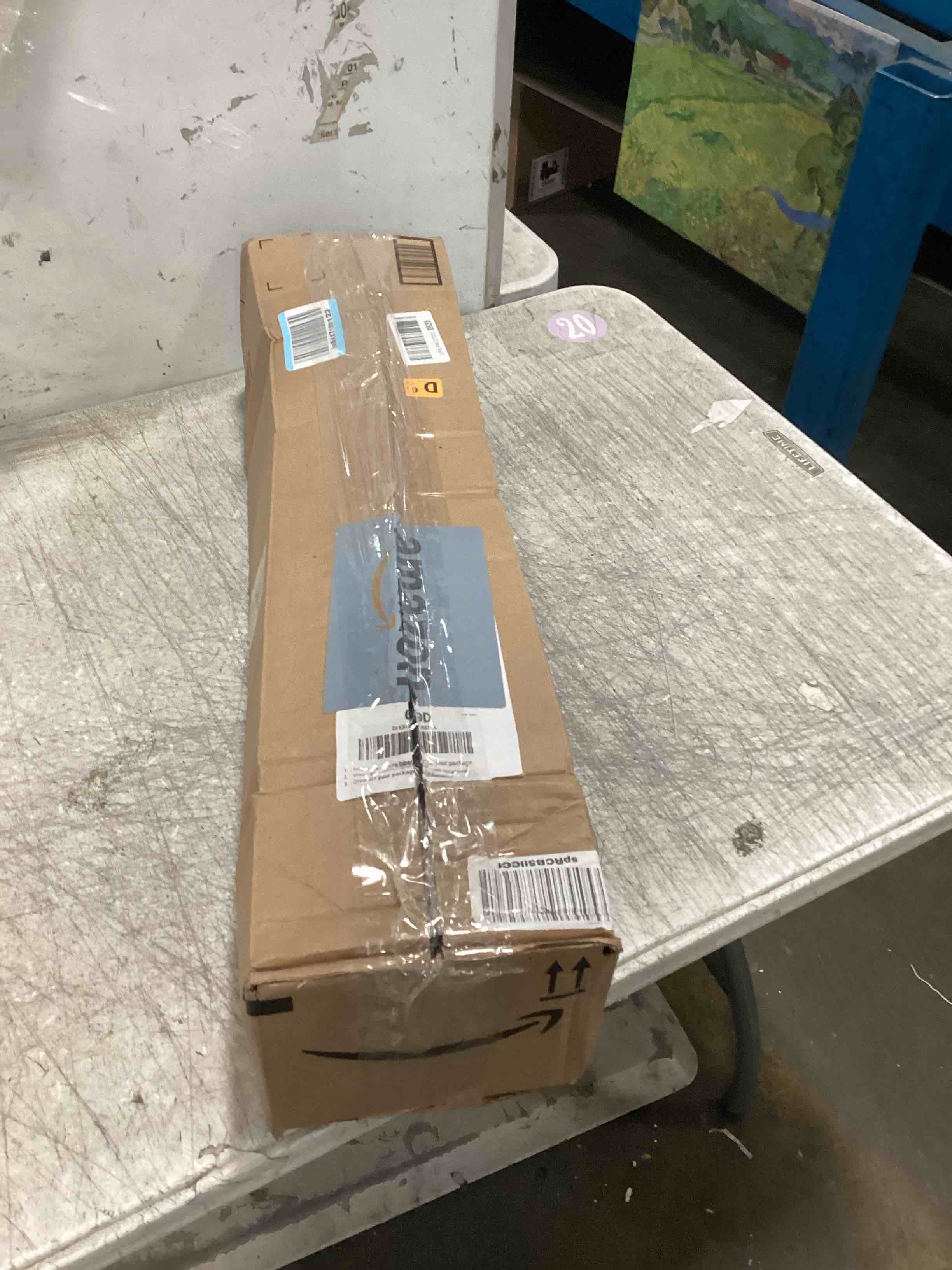 https://s3.amazonaws.com/lotting-images-prod/bidfta/TEA3580726_1746468133267.jpeg