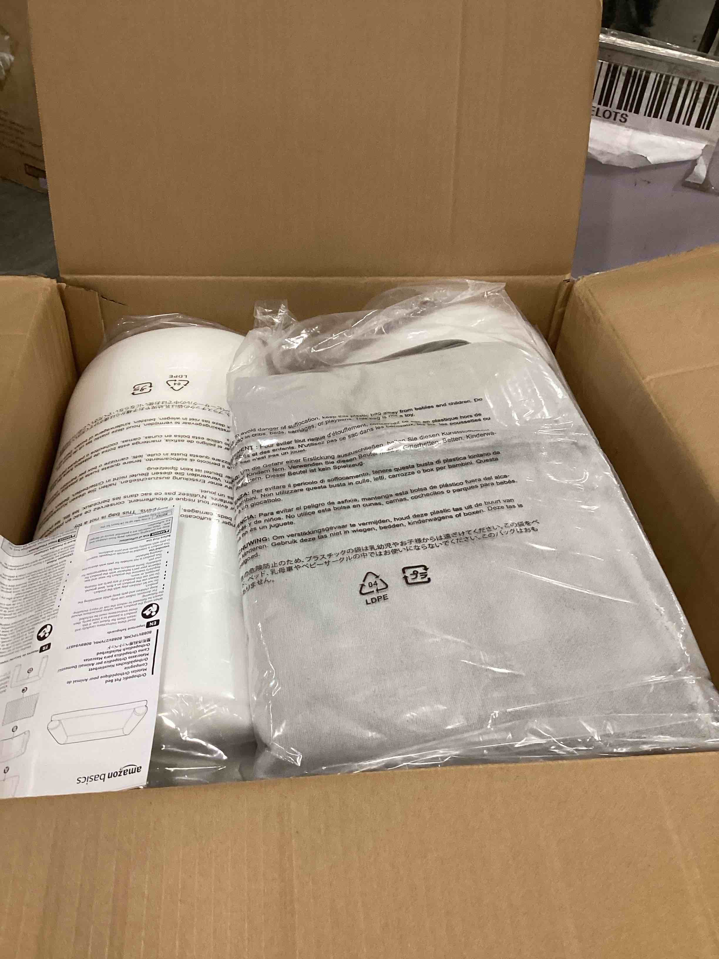 https://s3.amazonaws.com/lotting-images-prod/bidfta/TEA3580887_1746545379664.jpeg