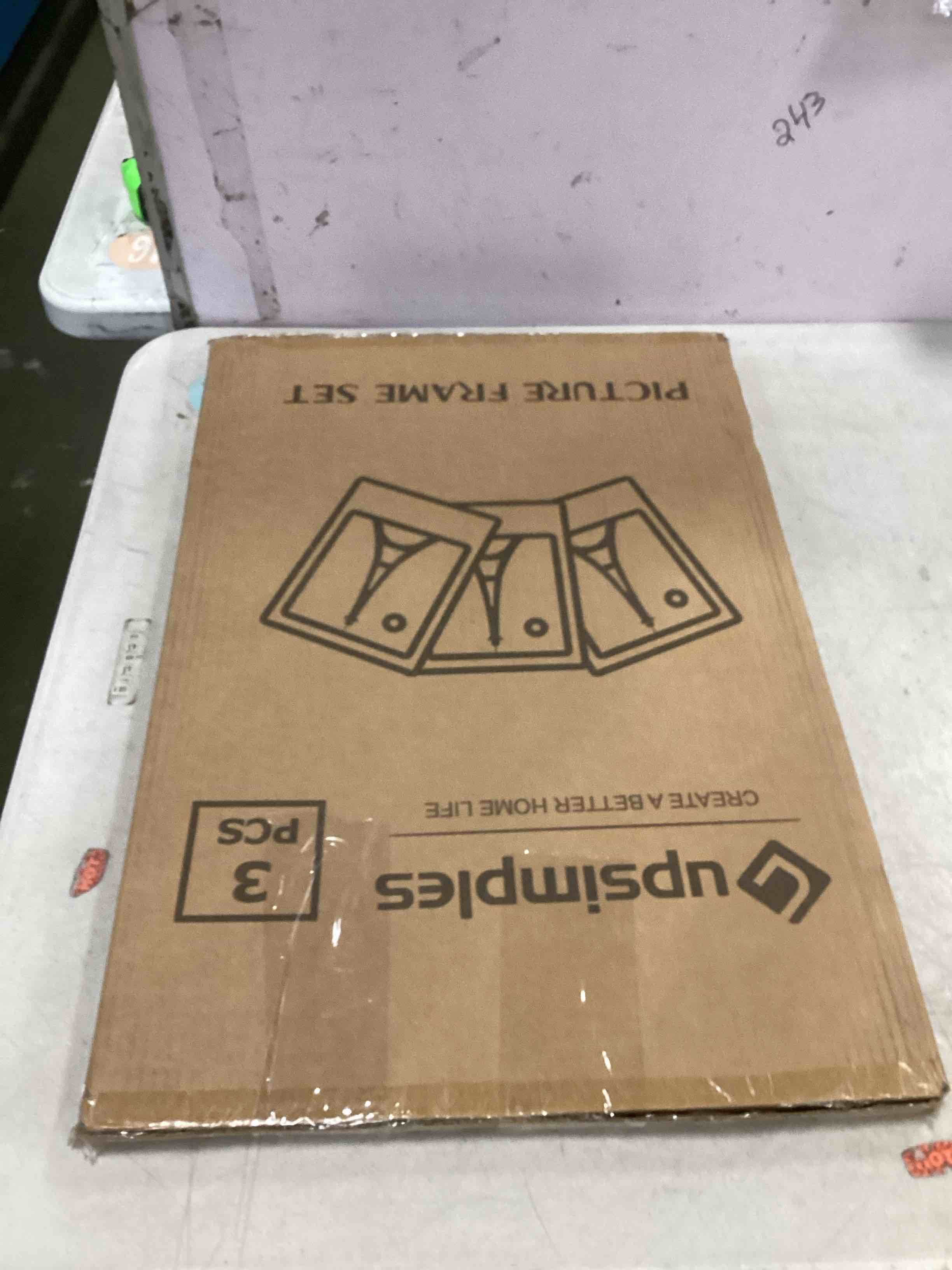 https://s3.amazonaws.com/lotting-images-prod/bidfta/TEA3580901_1746546786793.jpeg