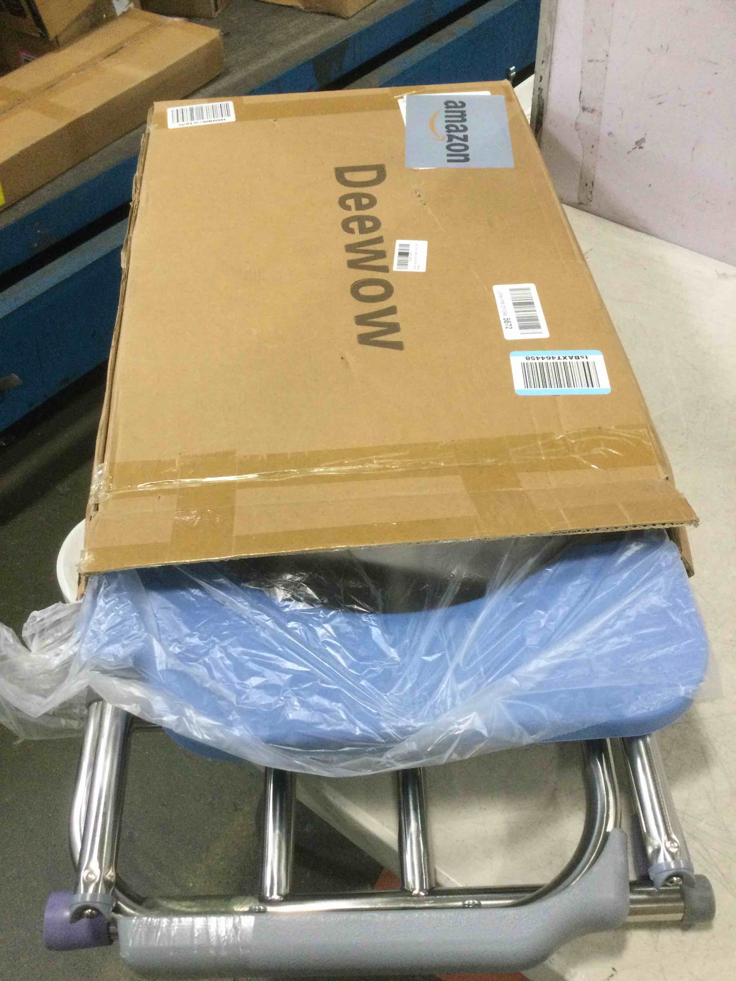 https://s3.amazonaws.com/lotting-images-prod/bidfta/TEA3581027_1746561621946.jpeg