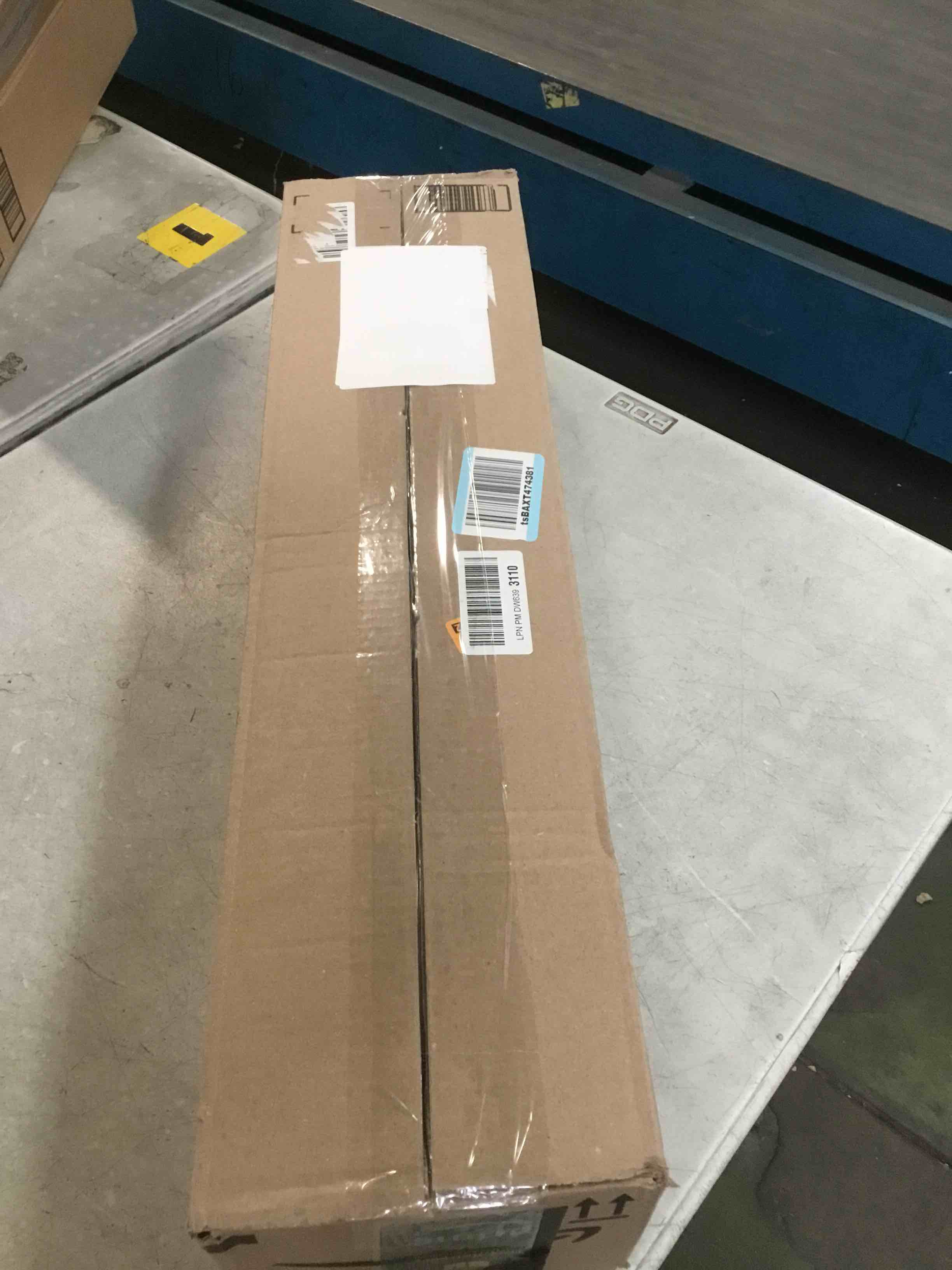 https://s3.amazonaws.com/lotting-images-prod/bidfta/TEA3581206_1746640037414.jpeg