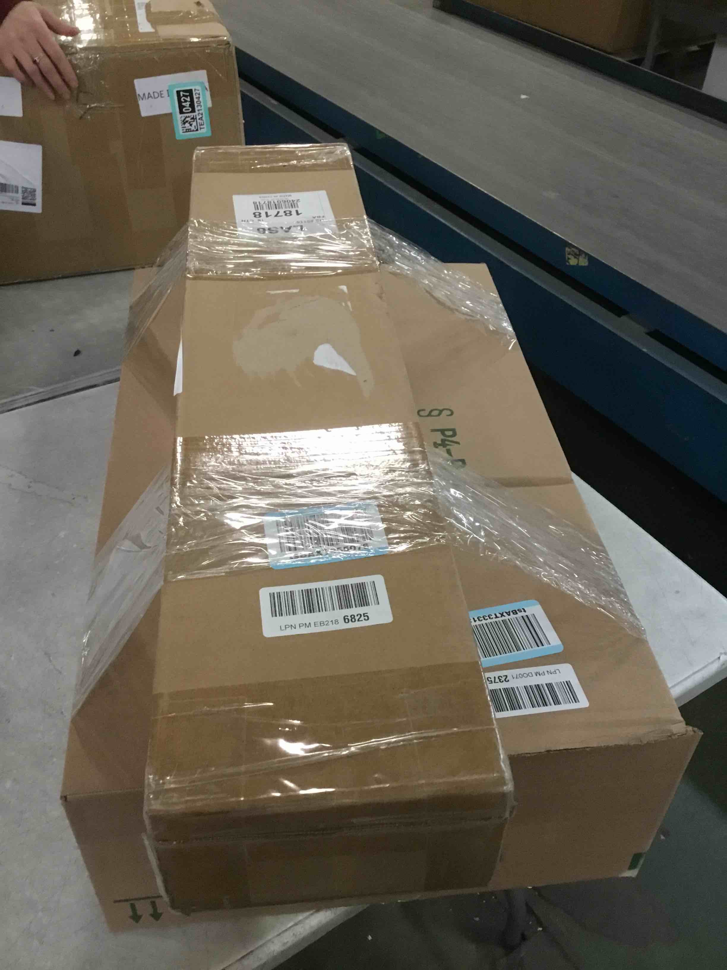 https://s3.amazonaws.com/lotting-images-prod/bidfta/TEA3581223_1746642592677.jpeg
