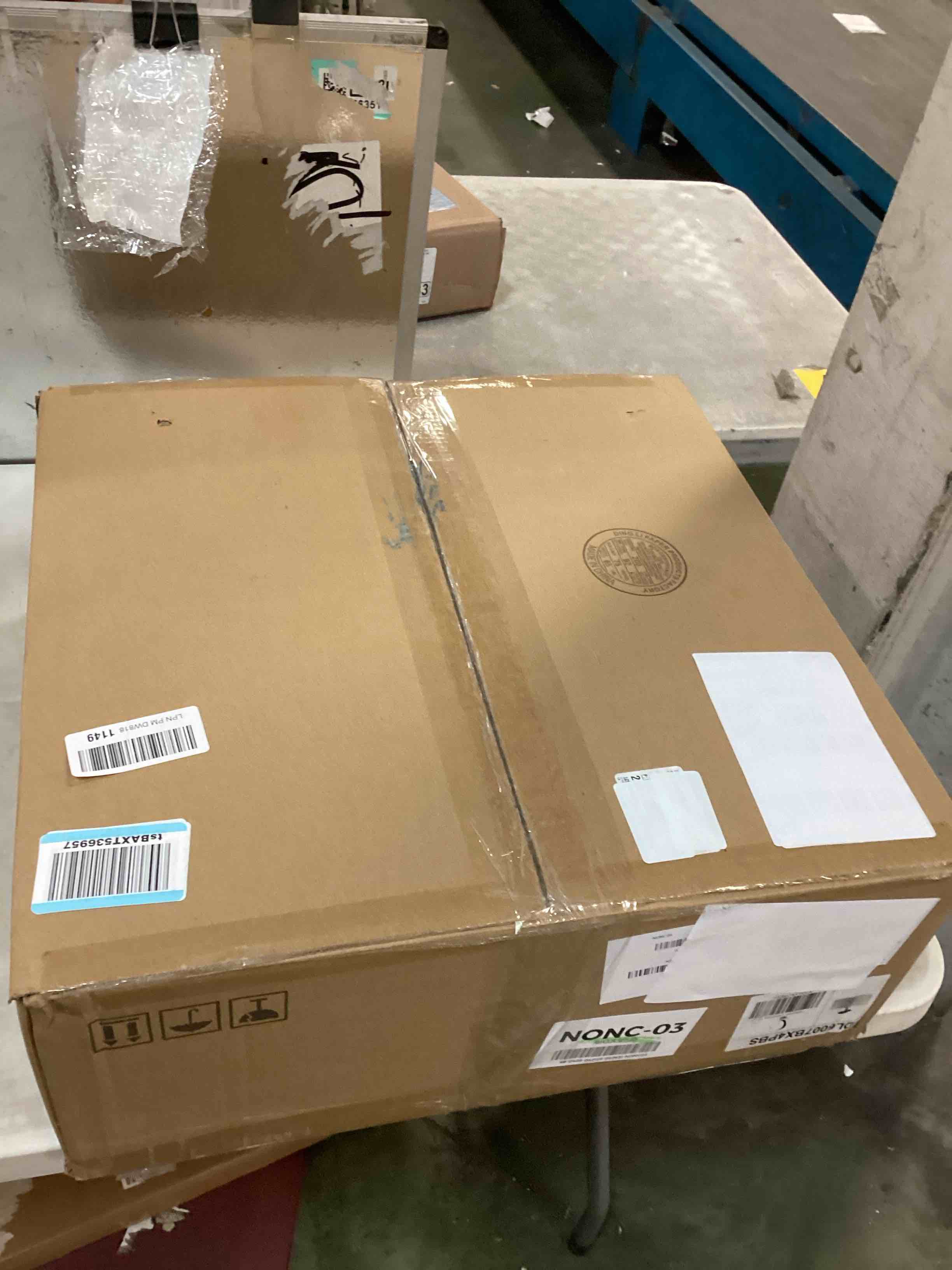https://s3.amazonaws.com/lotting-images-prod/bidfta/TEA3581407_1746722223790.jpeg