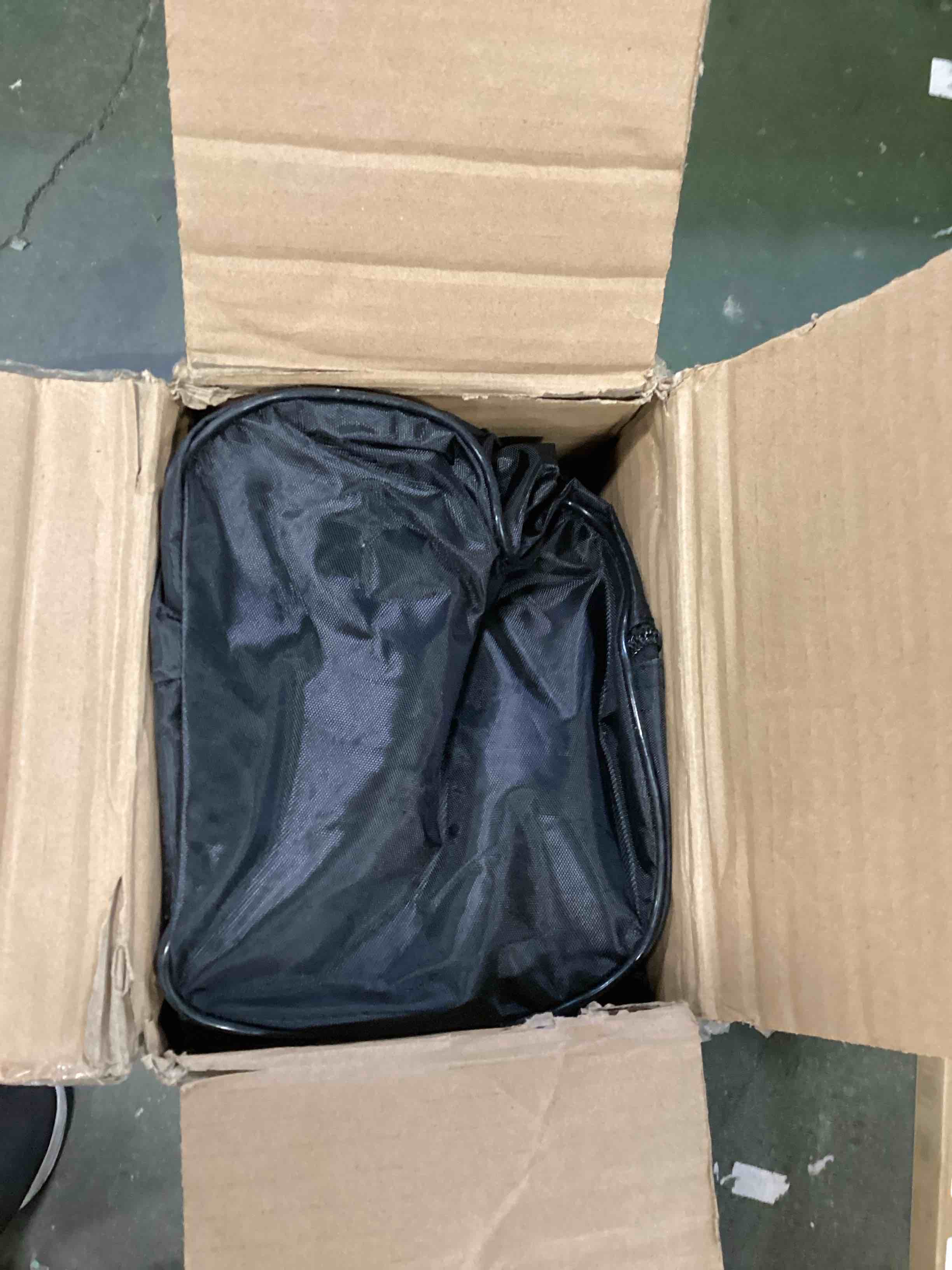 https://s3.amazonaws.com/lotting-images-prod/bidfta/TEA3581650_1746816330658.jpeg