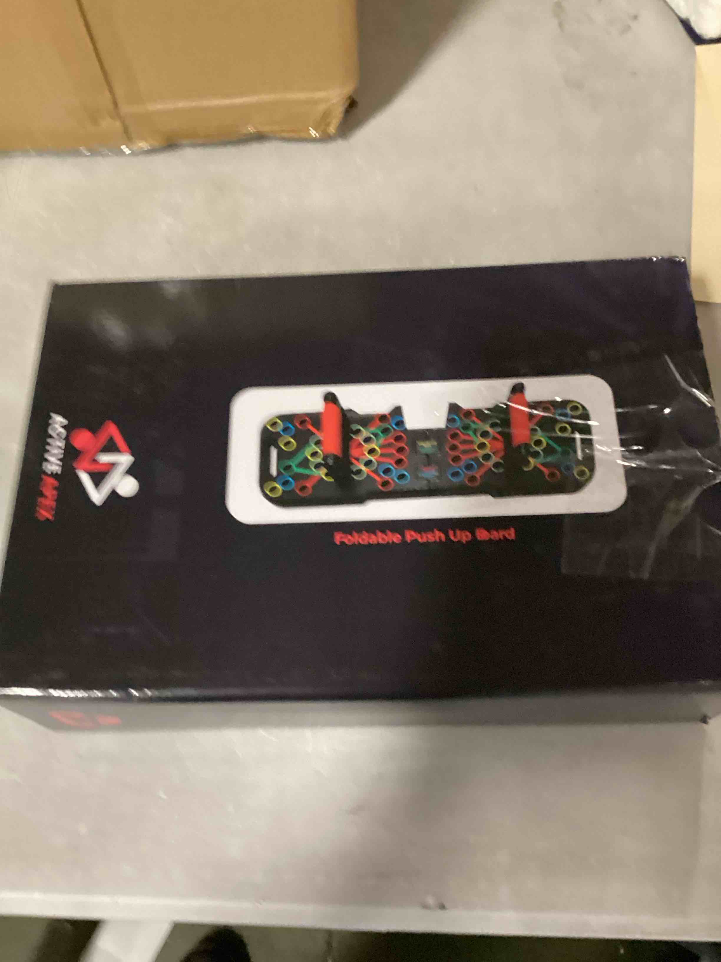 https://s3.amazonaws.com/lotting-images-prod/bidfta/TEA3583891_1747831986338.jpeg