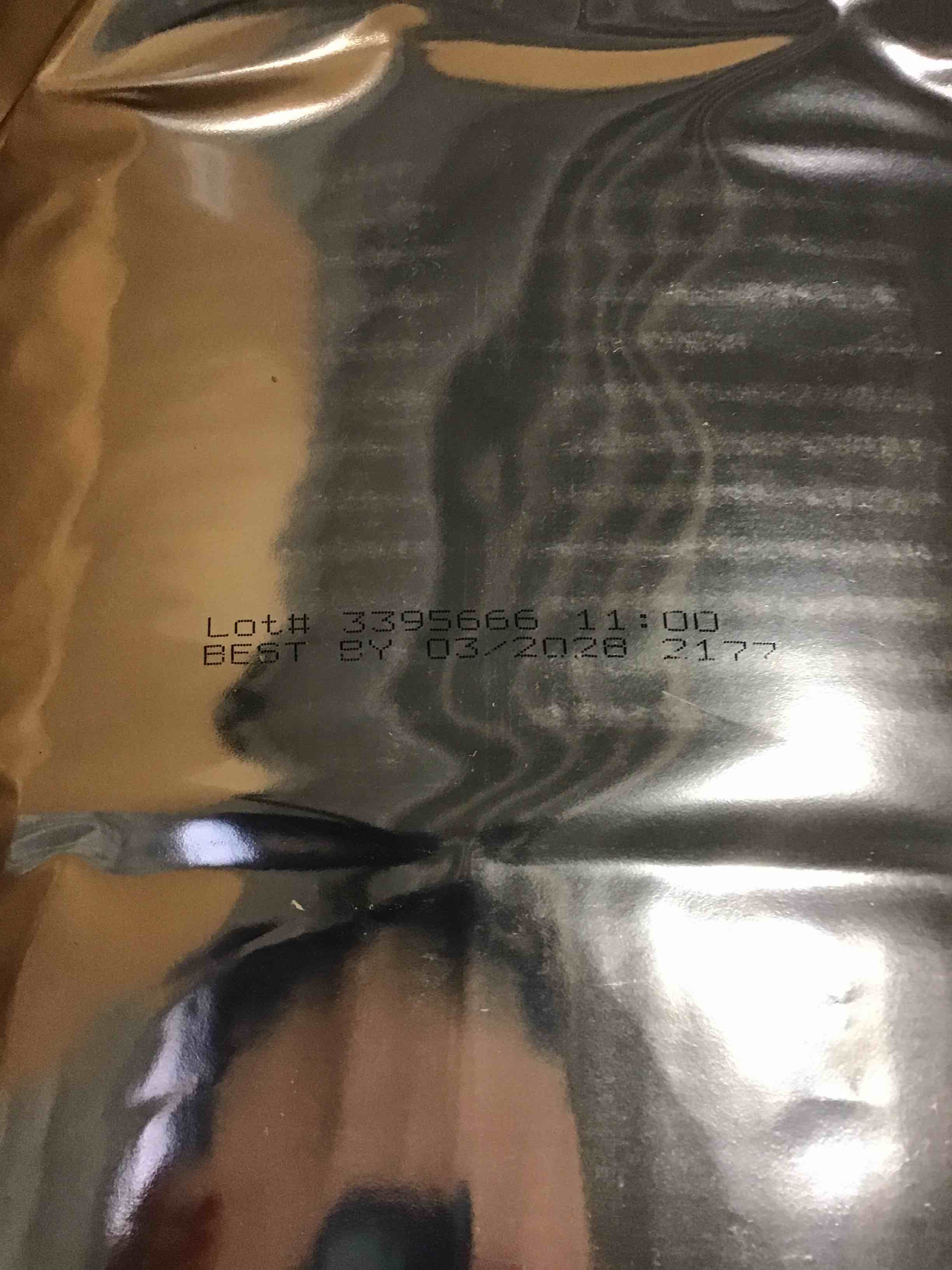 https://s3.amazonaws.com/lotting-images-prod/bidfta/TEA3587010_1746625460811.jpeg