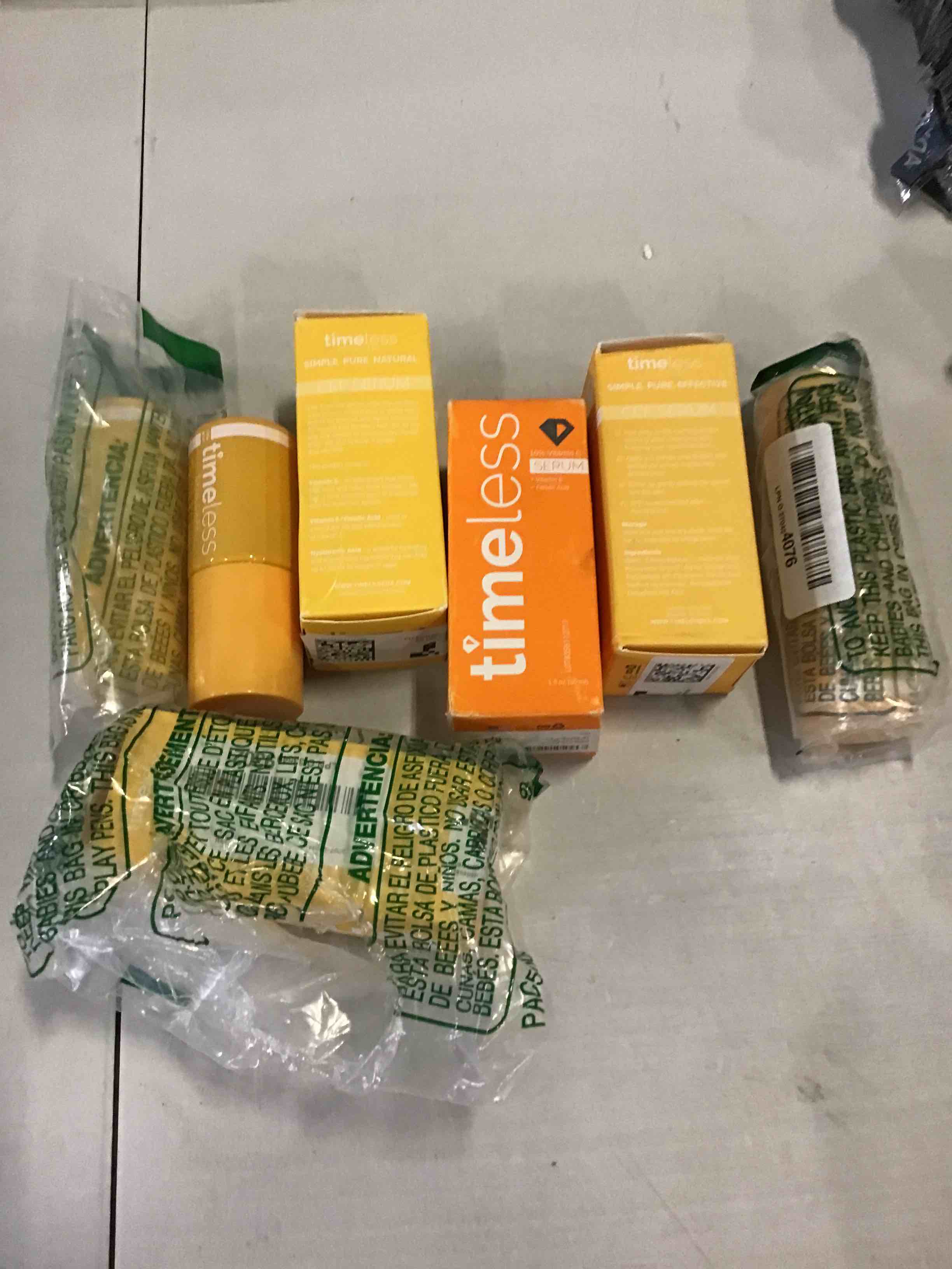 https://s3.amazonaws.com/lotting-images-prod/bidfta/TEA3587271_1747062772694.jpeg