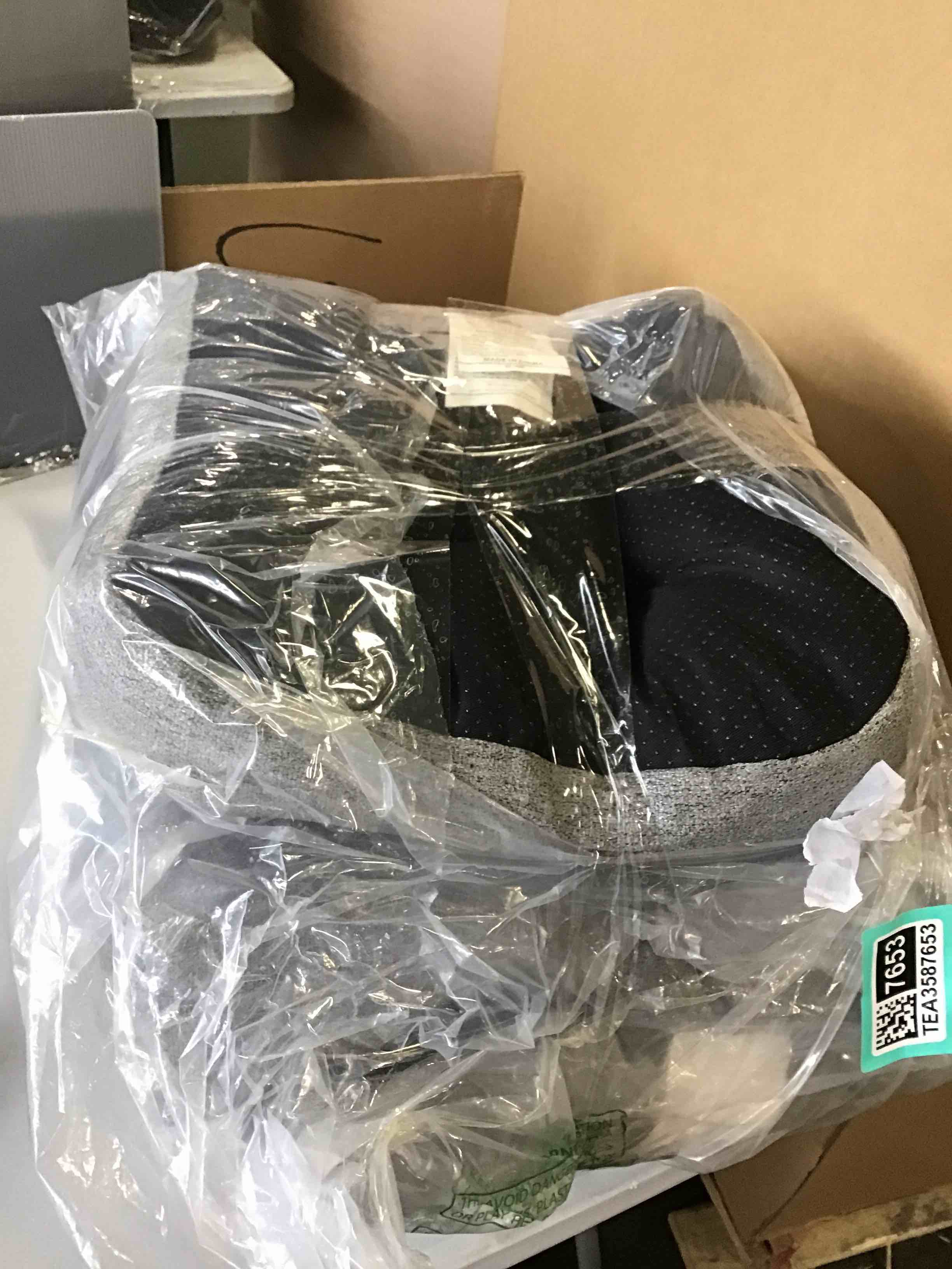 https://s3.amazonaws.com/lotting-images-prod/bidfta/TEA3587653_1747151246599.jpeg