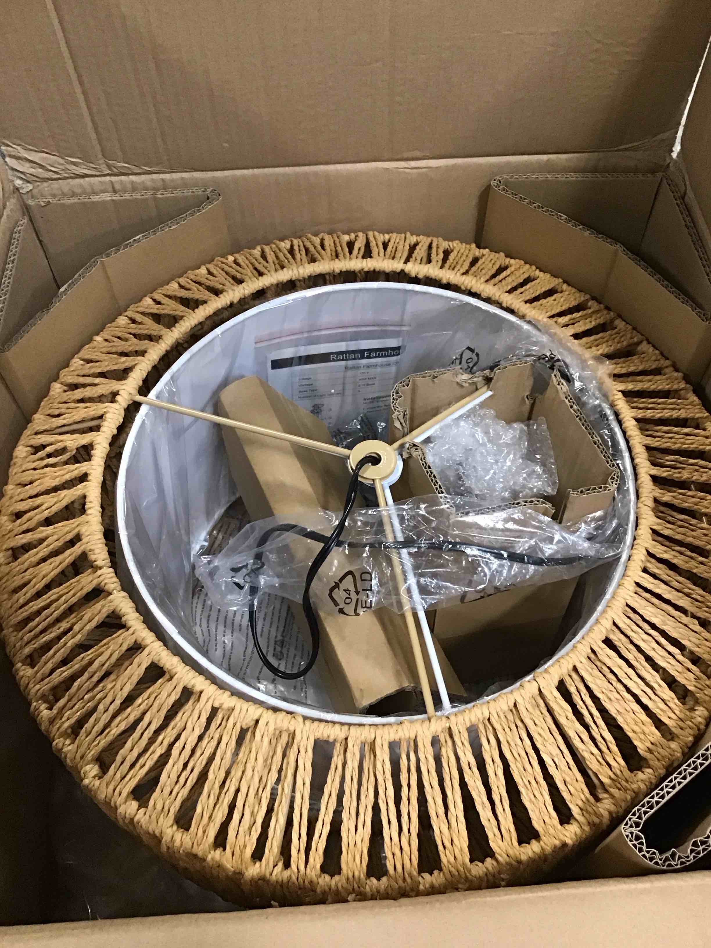 https://s3.amazonaws.com/lotting-images-prod/bidfta/TEA3592908_1750945784635.jpeg