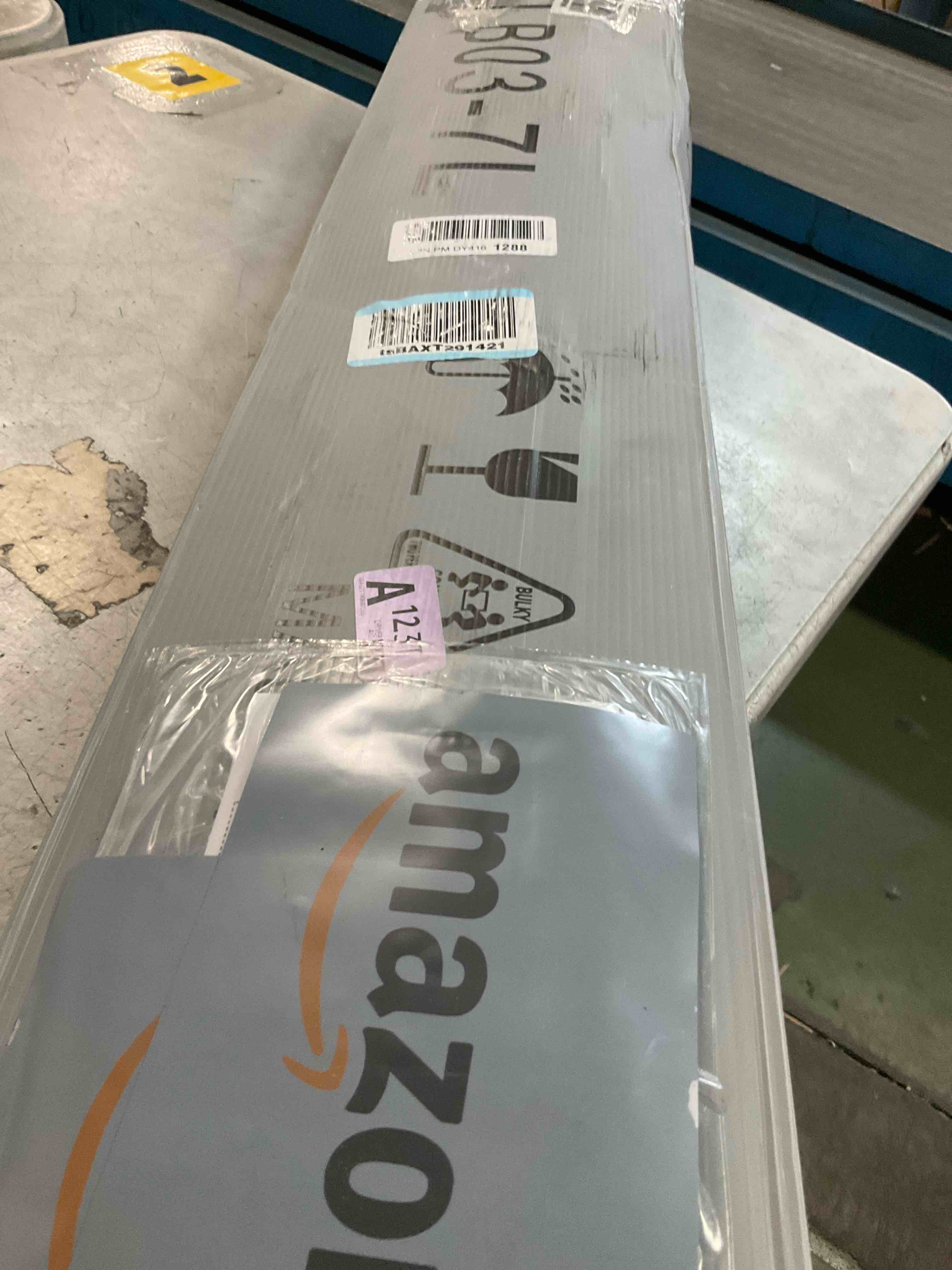 https://s3.amazonaws.com/lotting-images-prod/bidfta/TEA3593310_1751298993574.jpeg