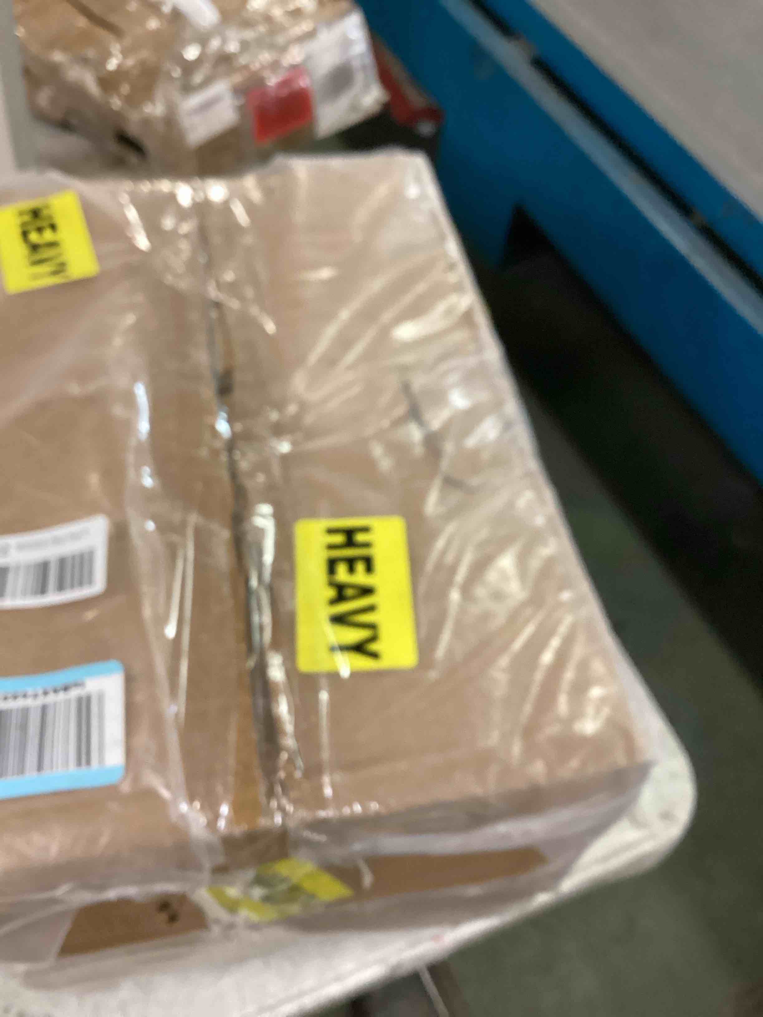 https://s3.amazonaws.com/lotting-images-prod/bidfta/TEA3595409_1750508337940.jpeg