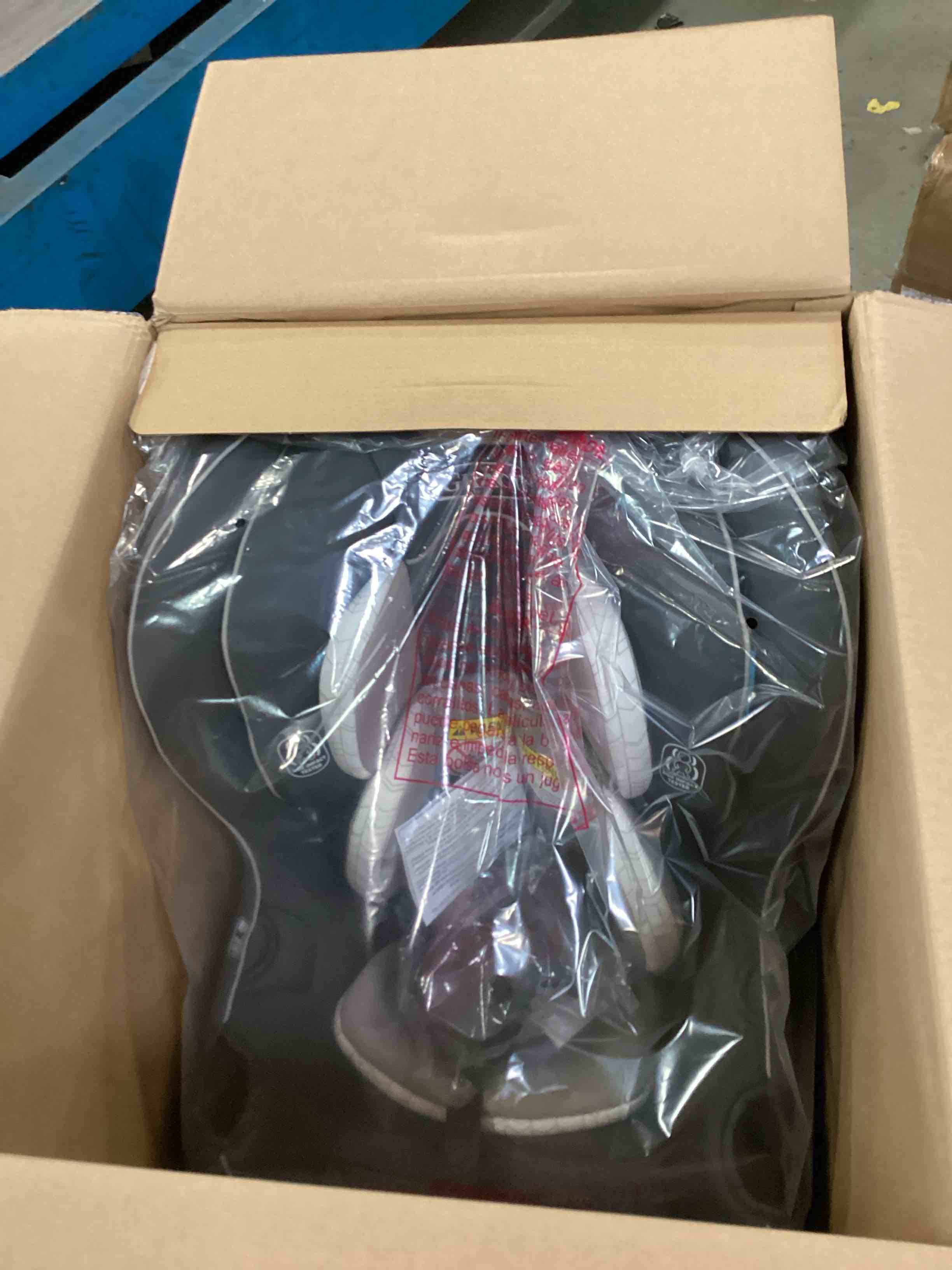 https://s3.amazonaws.com/lotting-images-prod/bidfta/TEA3595410_1750508464374.jpeg