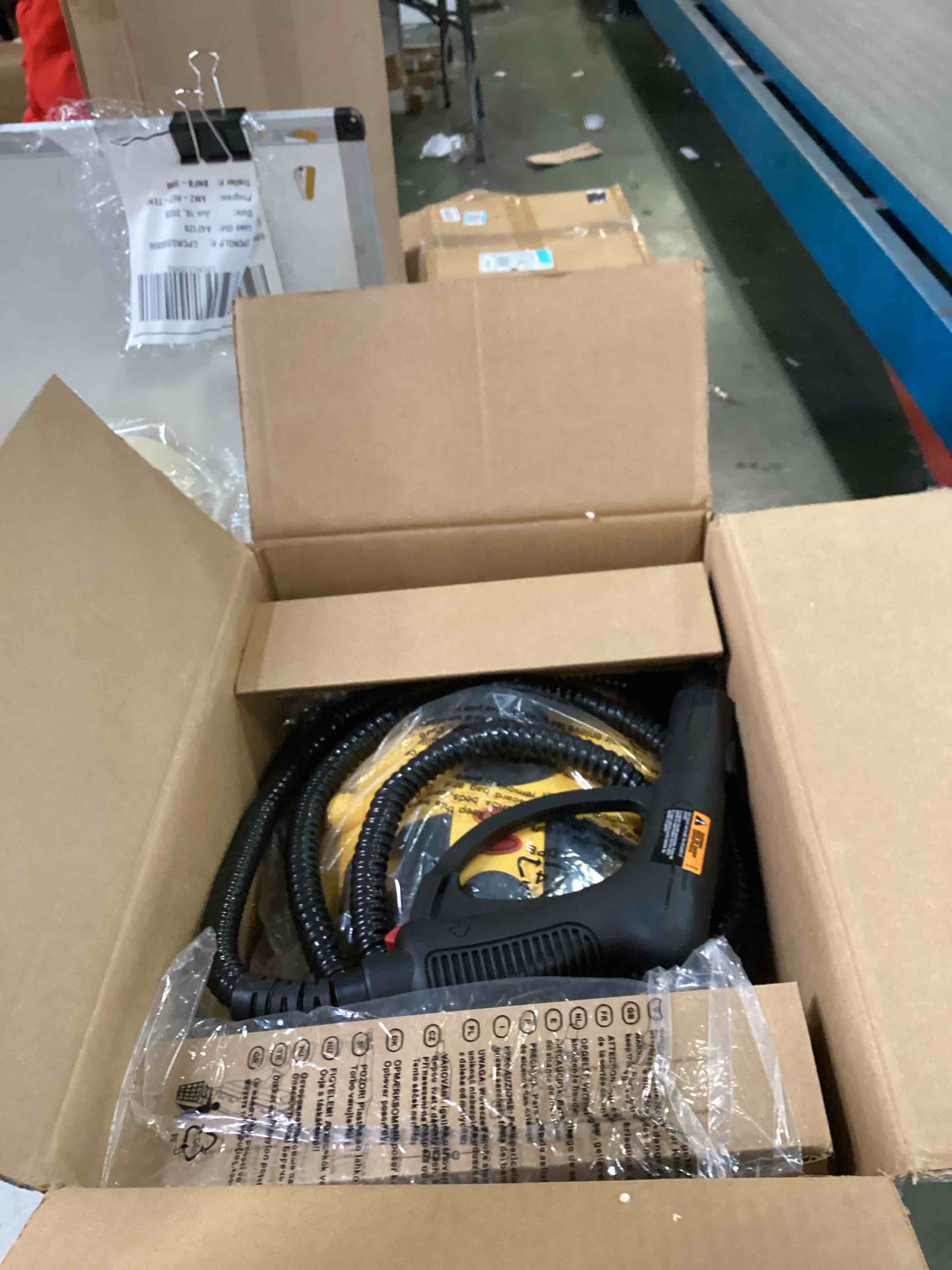 https://s3.amazonaws.com/lotting-images-prod/bidfta/TEA3595447_1750514496464.jpeg