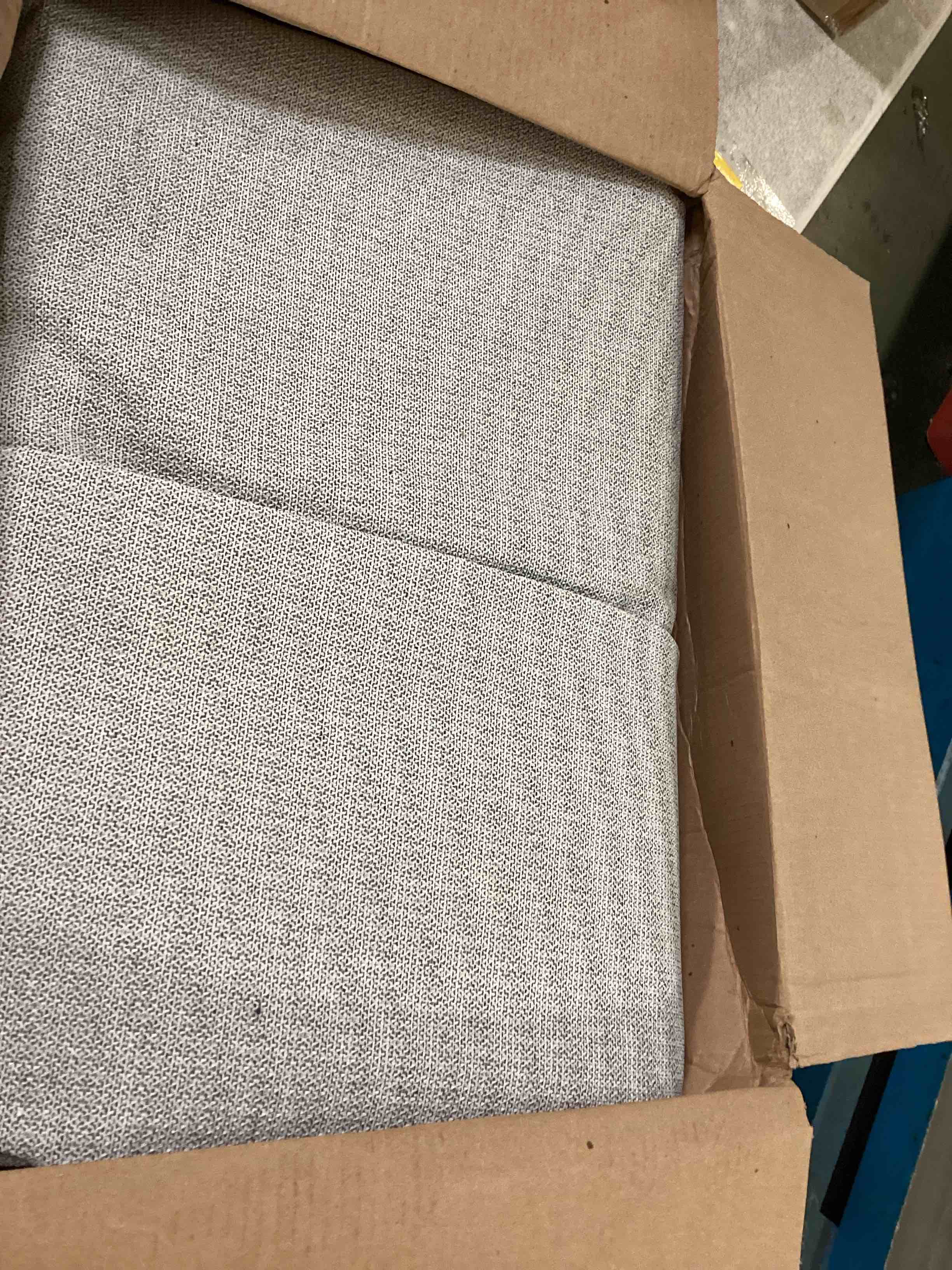 https://s3.amazonaws.com/lotting-images-prod/bidfta/TEA3595454_1750515335901.jpeg