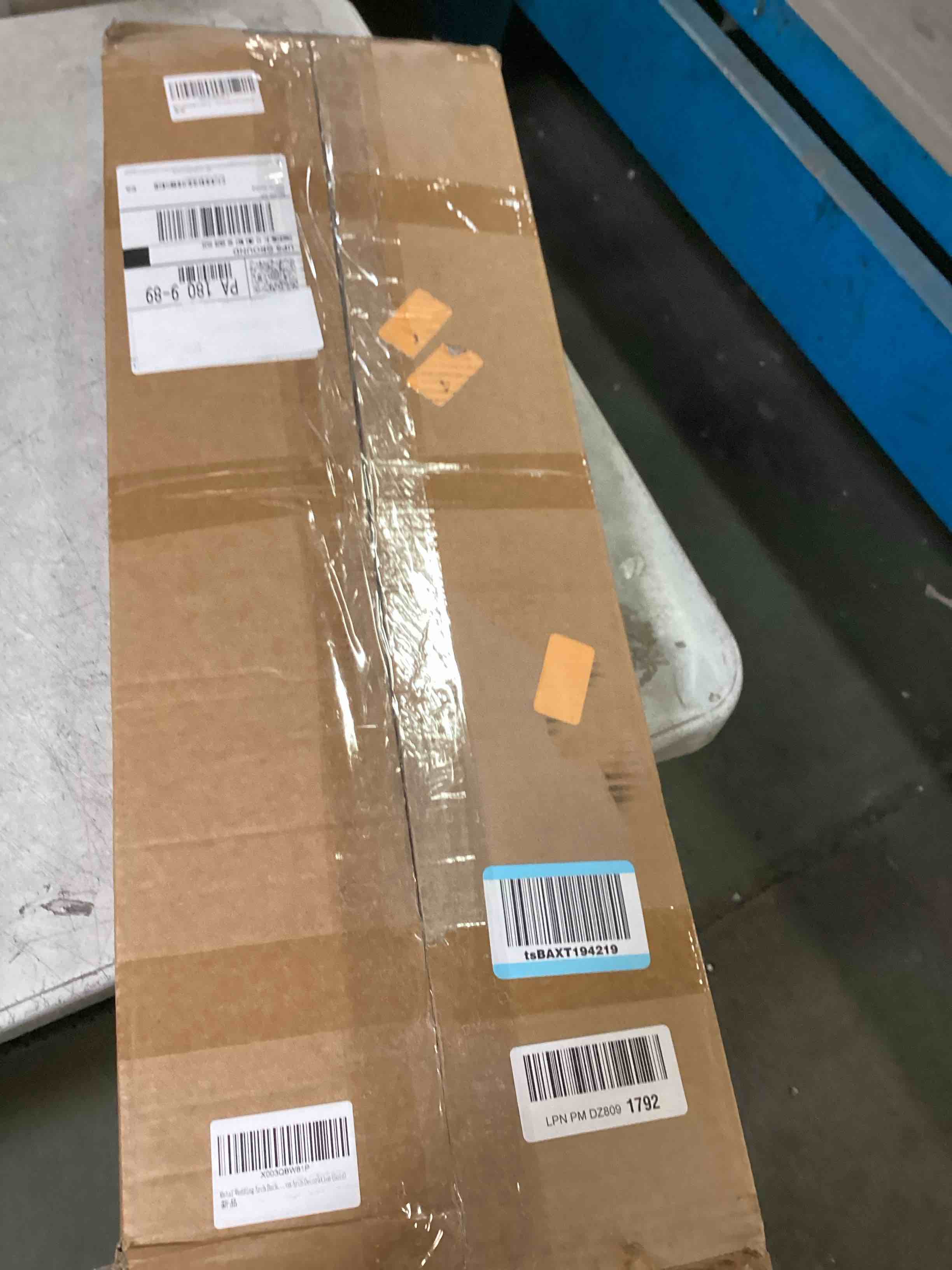 https://s3.amazonaws.com/lotting-images-prod/bidfta/TEA3595570_1750532757181.jpeg