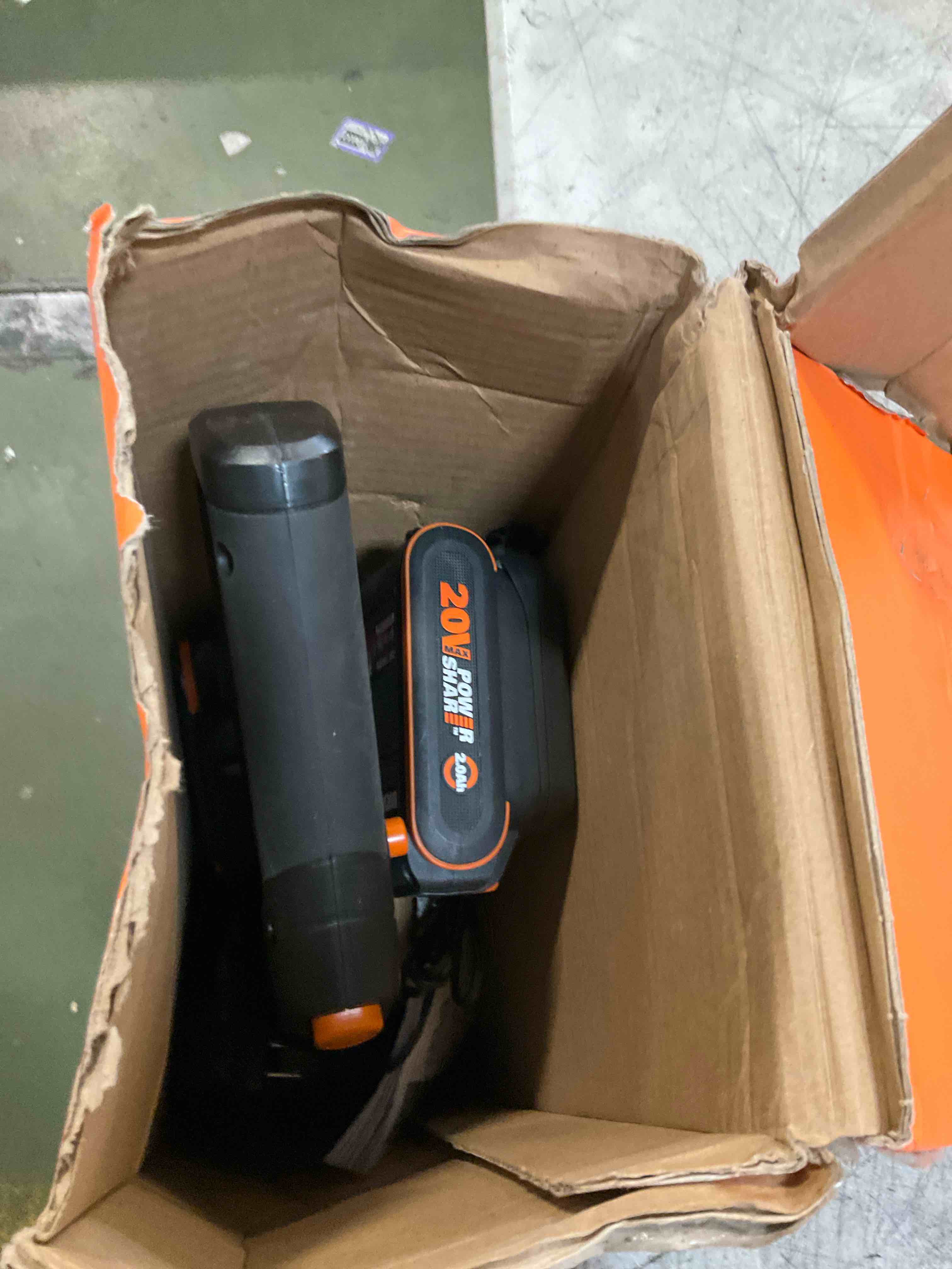 https://s3.amazonaws.com/lotting-images-prod/bidfta/TEA3596268_1750940000471.jpeg