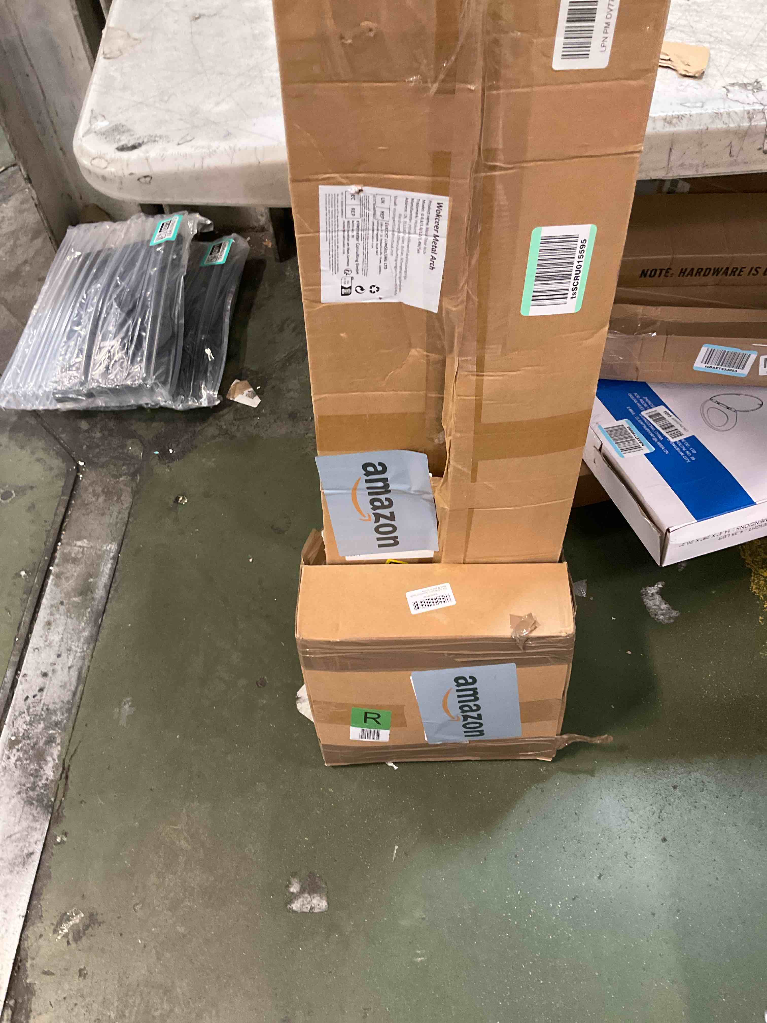https://s3.amazonaws.com/lotting-images-prod/bidfta/TEA3596282_1750942059293.jpeg