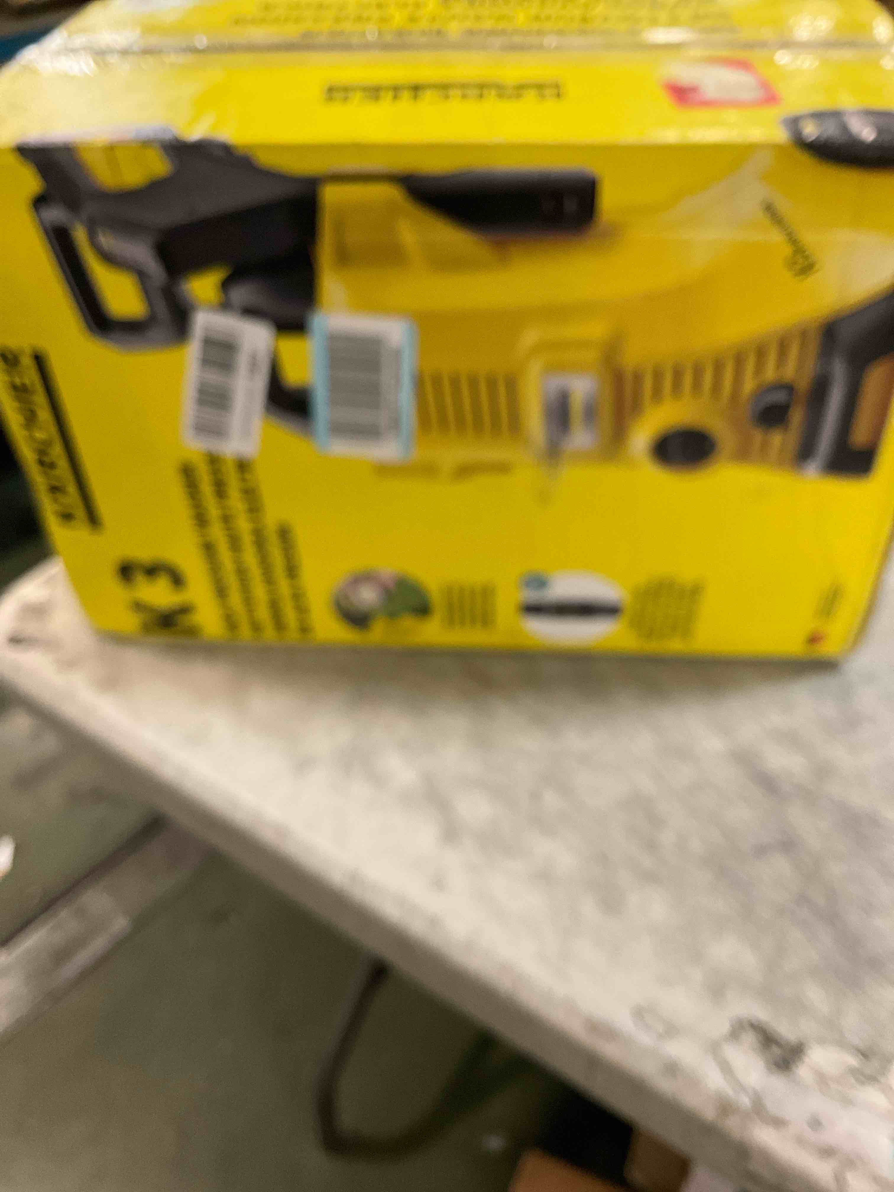 https://s3.amazonaws.com/lotting-images-prod/bidfta/TEA3596287_1750942505708.jpeg