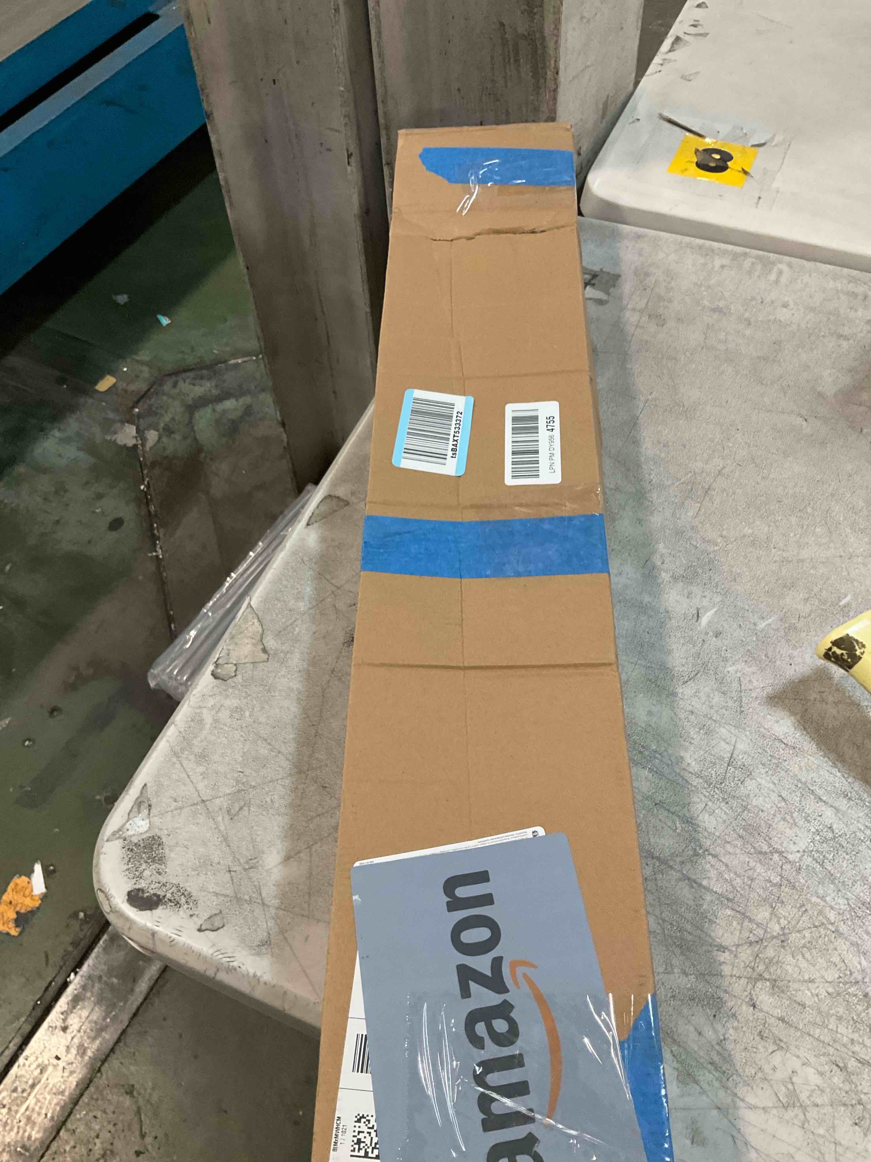 https://s3.amazonaws.com/lotting-images-prod/bidfta/TEA3596297_1750943617221.jpeg