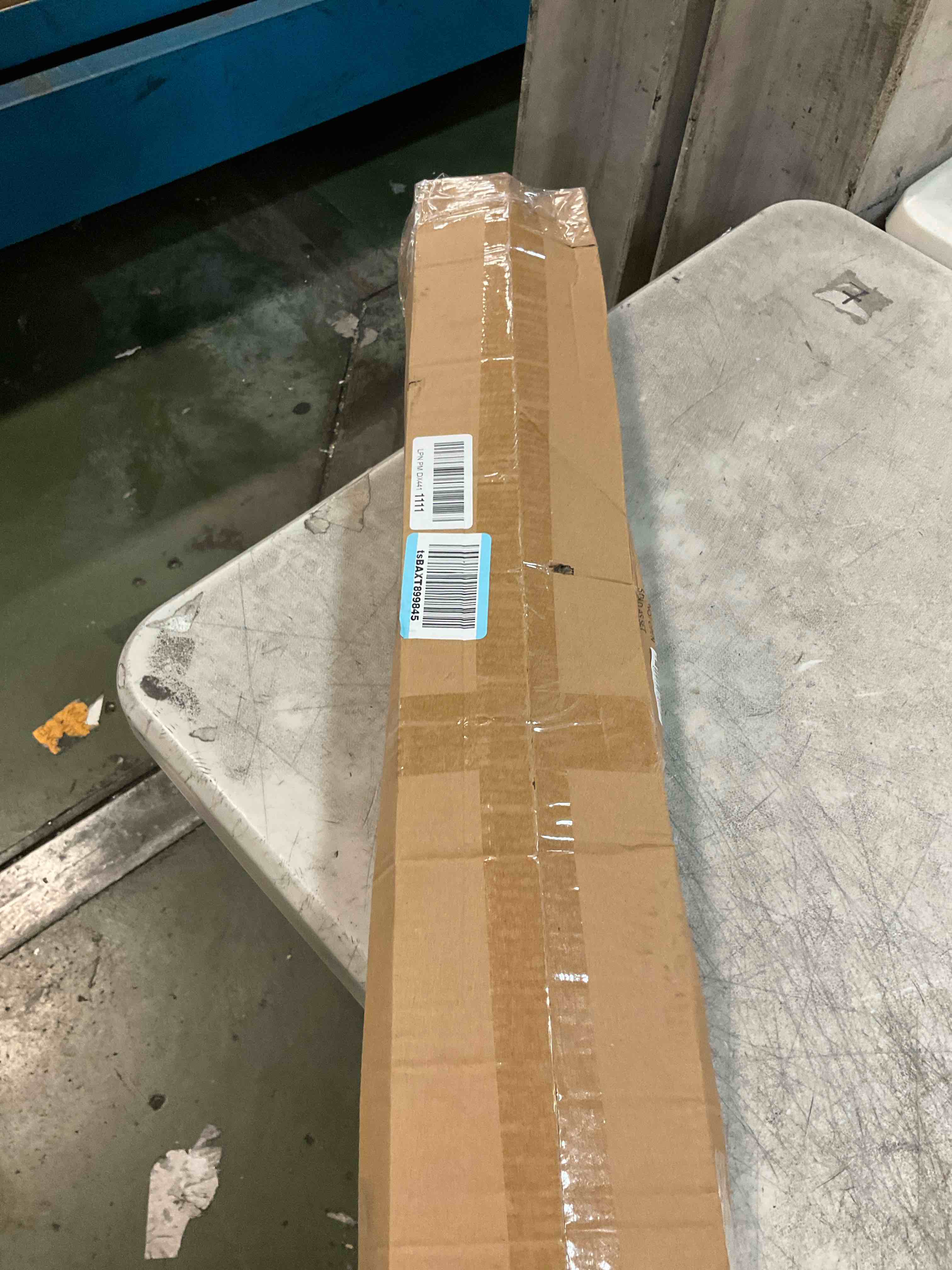 https://s3.amazonaws.com/lotting-images-prod/bidfta/TEA3596312_1750945315853.jpeg