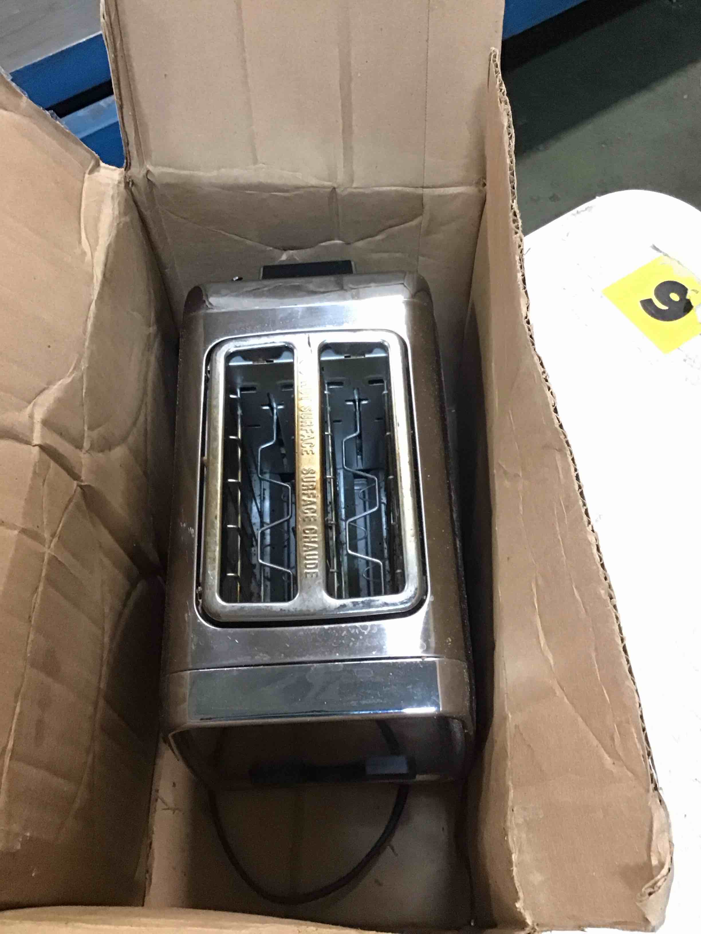 https://s3.amazonaws.com/lotting-images-prod/bidfta/TEA3596710_1751290388897.jpeg