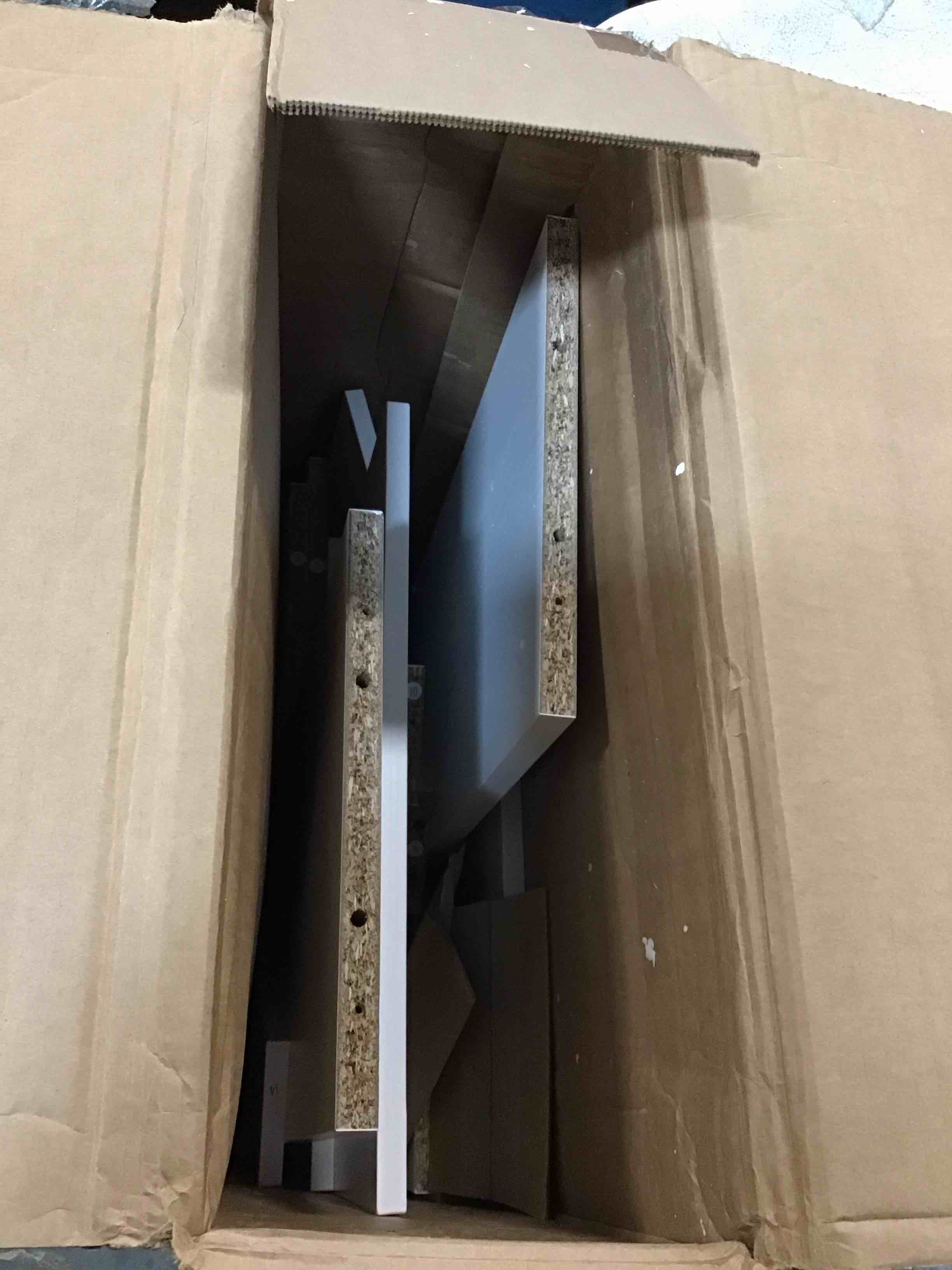 https://s3.amazonaws.com/lotting-images-prod/bidfta/TEA3596714_1751290735376.jpeg