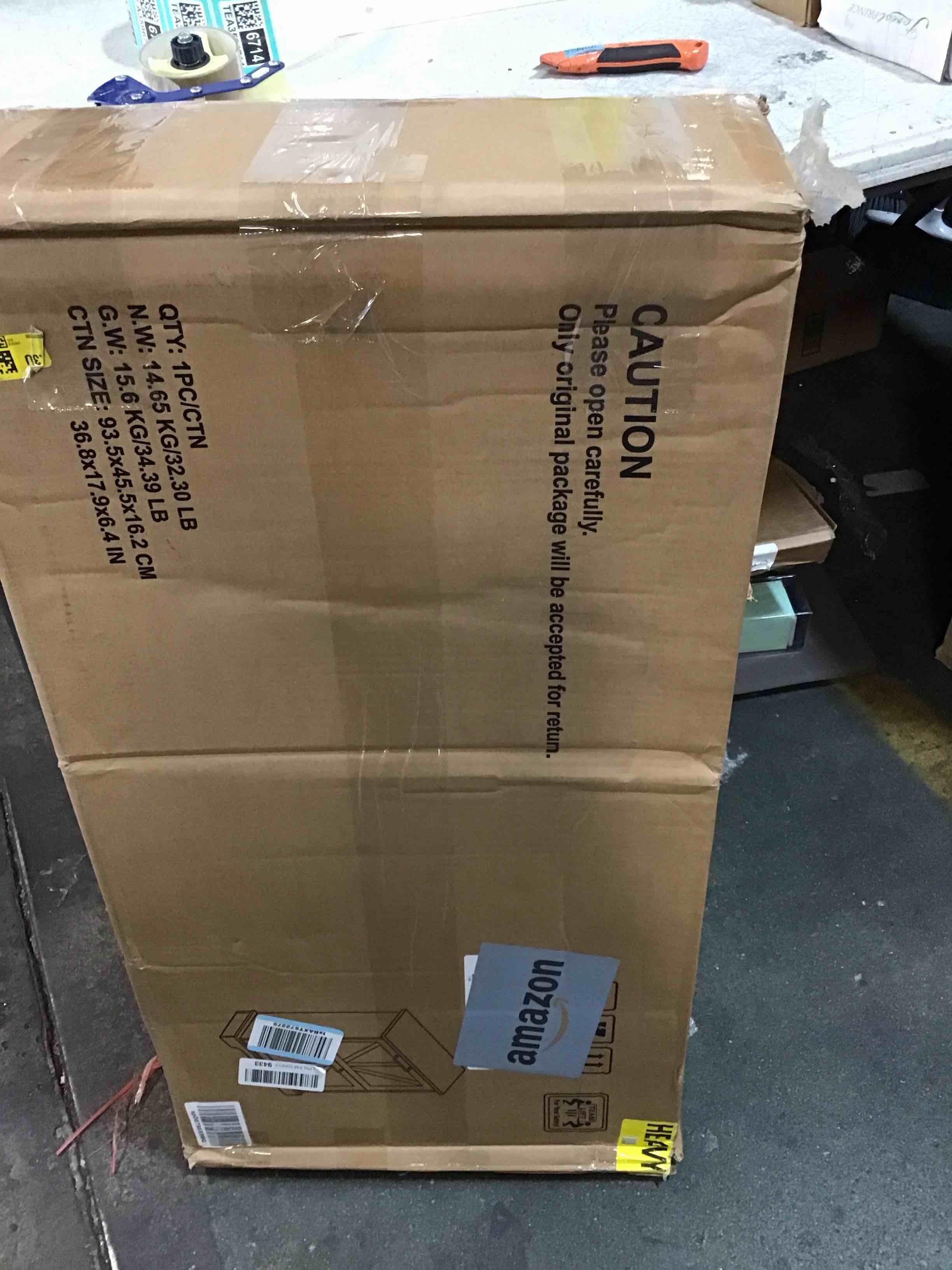 https://s3.amazonaws.com/lotting-images-prod/bidfta/TEA3596714_1751290772681.jpeg