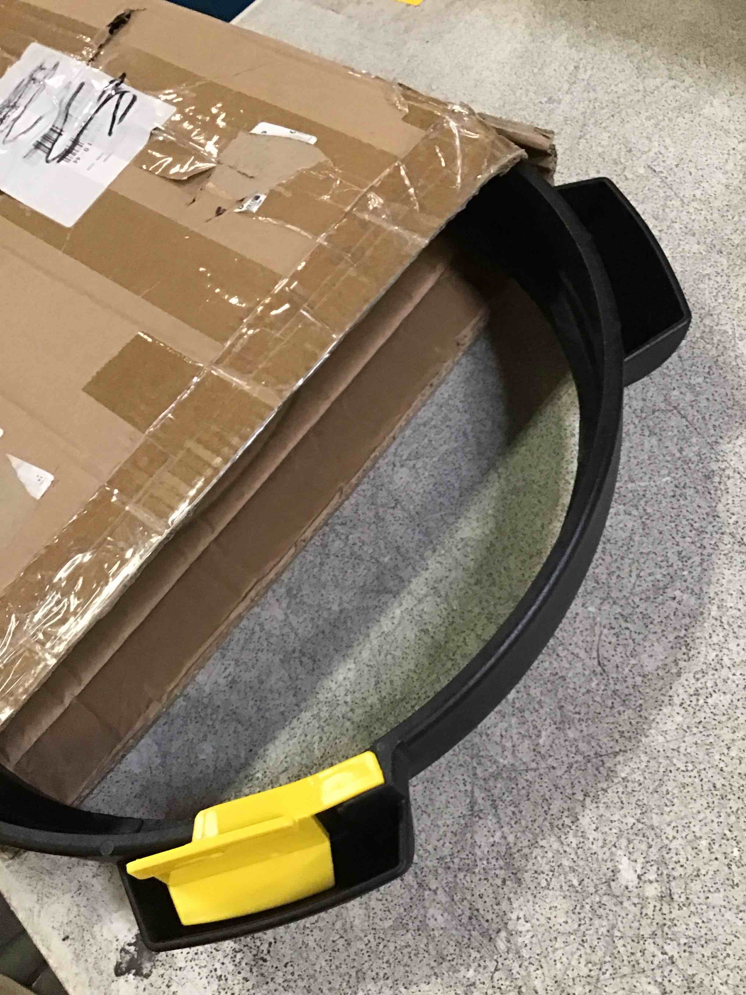 https://s3.amazonaws.com/lotting-images-prod/bidfta/TEA3598218_1750531412008.jpeg