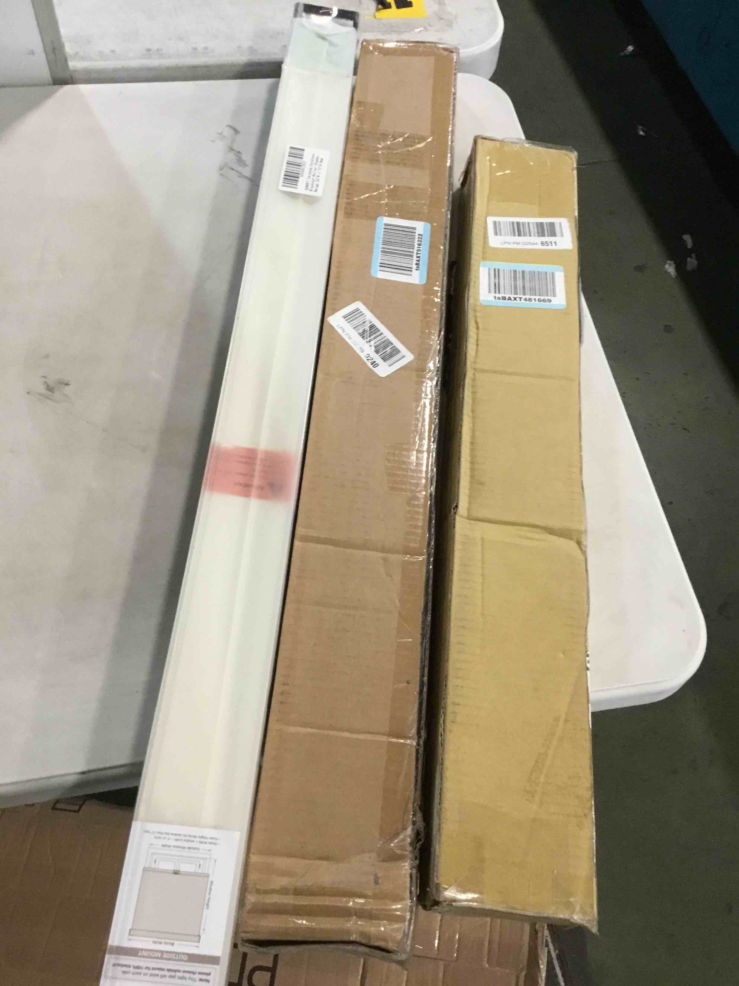 https://s3.amazonaws.com/lotting-images-prod/bidfta/TEA3599008_1751031033958.jpeg