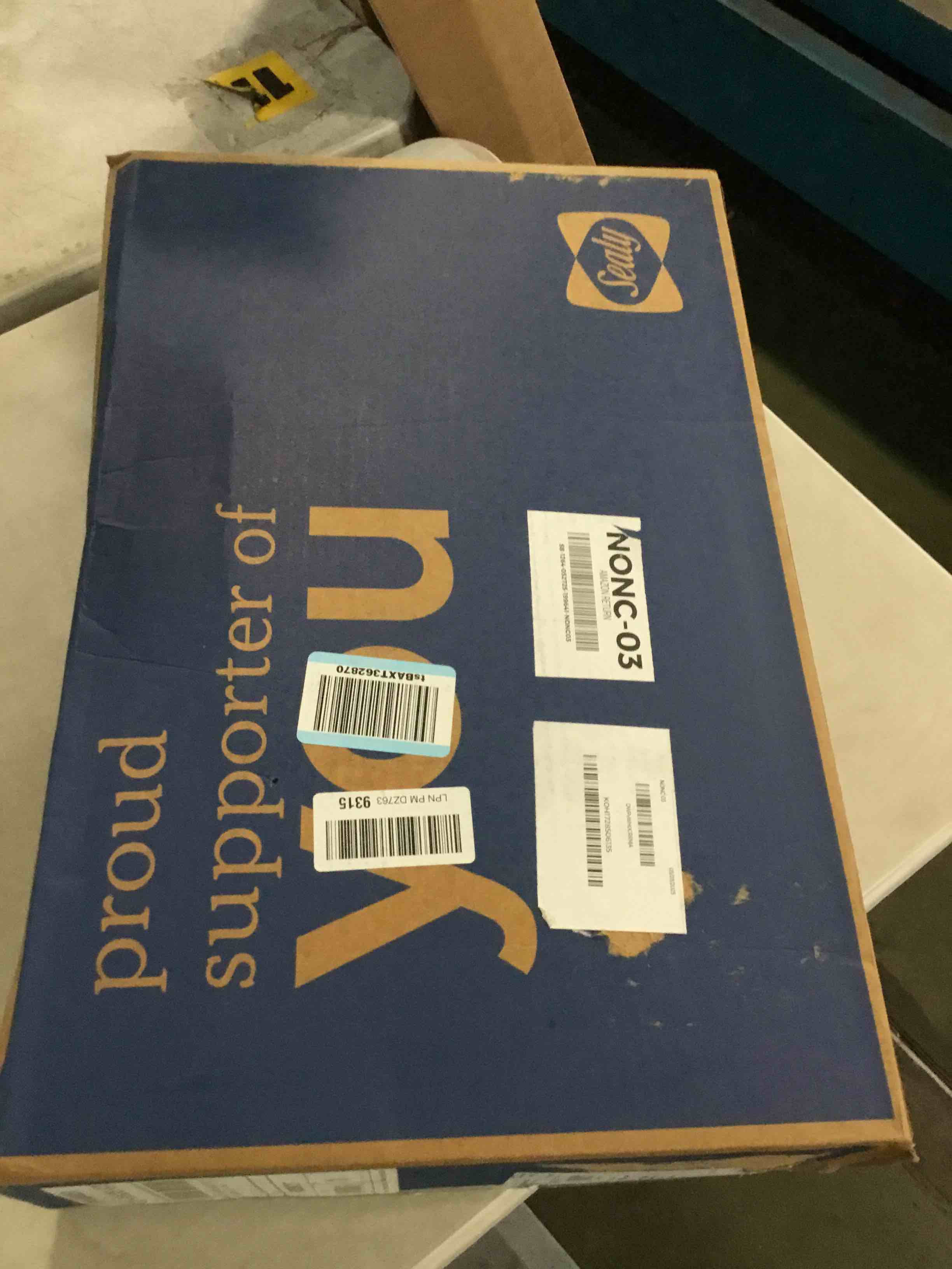 https://s3.amazonaws.com/lotting-images-prod/bidfta/TEA3599013_1751031497095.jpeg