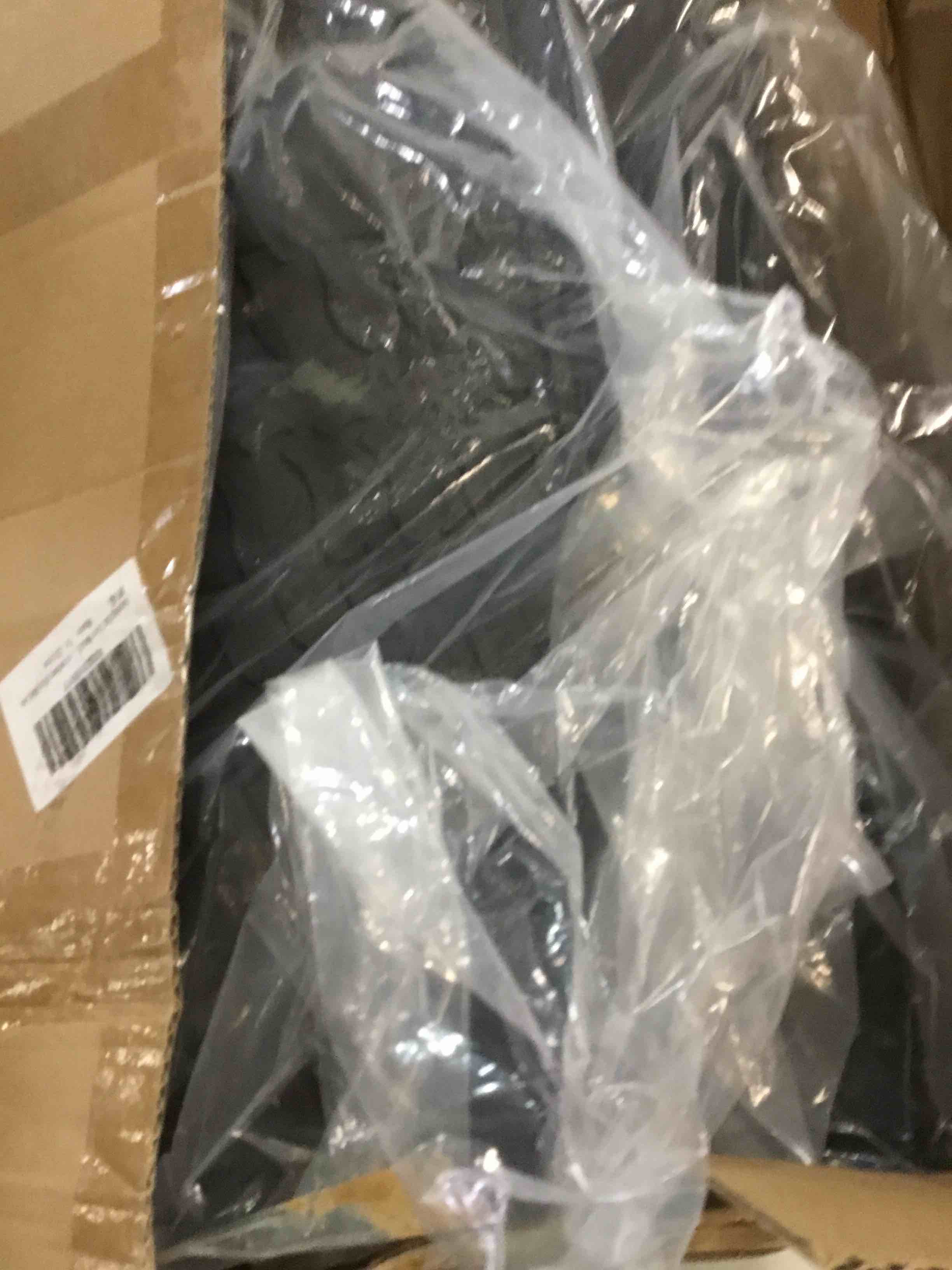 https://s3.amazonaws.com/lotting-images-prod/bidfta/TEA3599053_1751037035236.jpeg