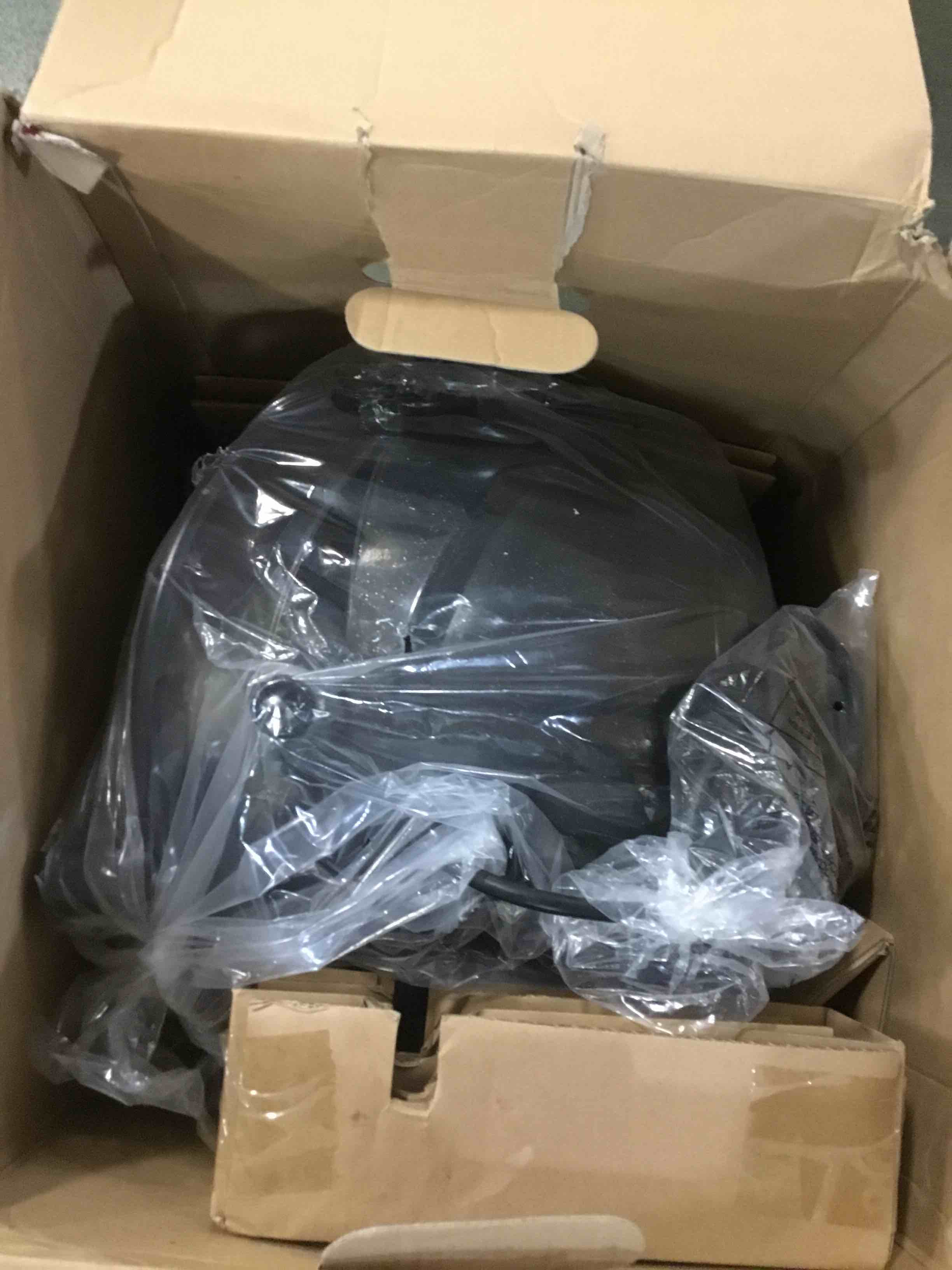 https://s3.amazonaws.com/lotting-images-prod/bidfta/TEA3599097_1751042165245.jpeg