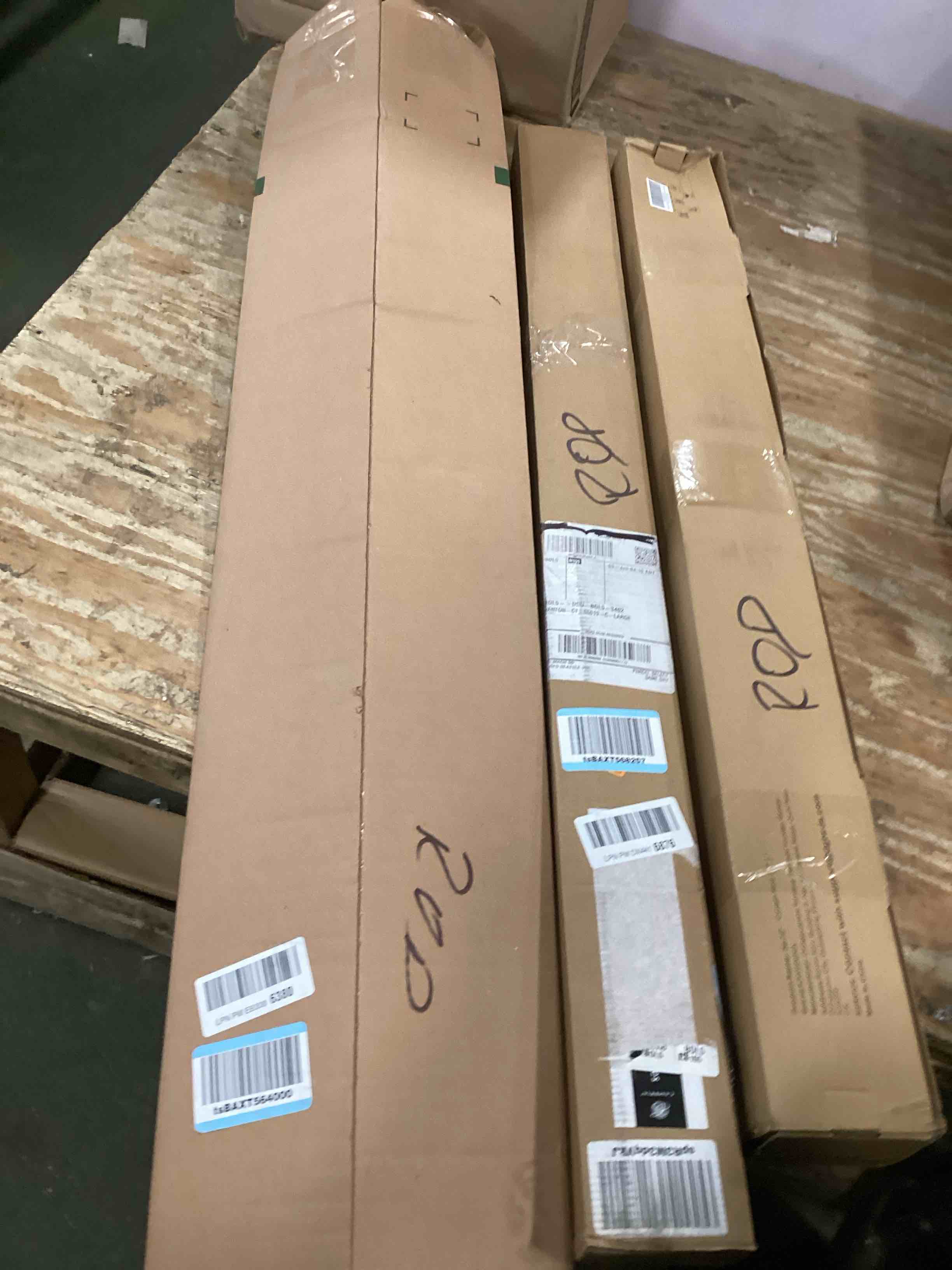 https://s3.amazonaws.com/lotting-images-prod/bidfta/TEA3601905_1751288881025.jpeg