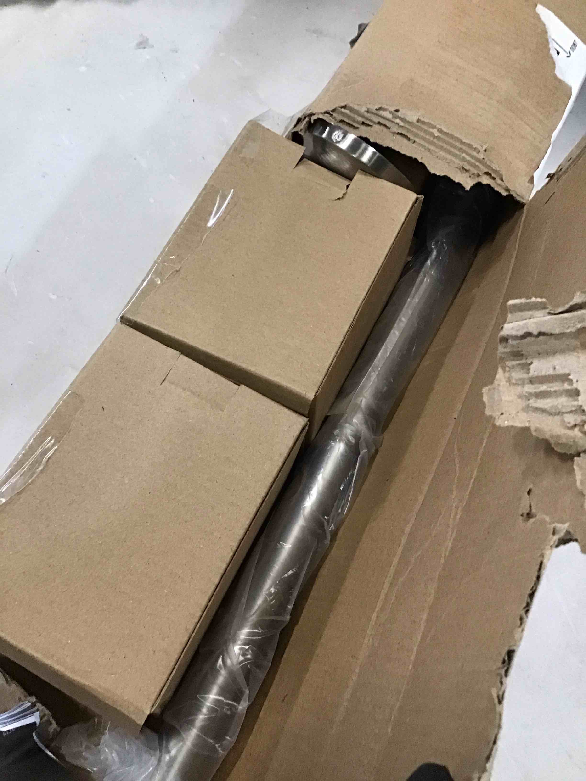 https://s3.amazonaws.com/lotting-images-prod/bidfta/TEA3604376_1751034361421.jpeg