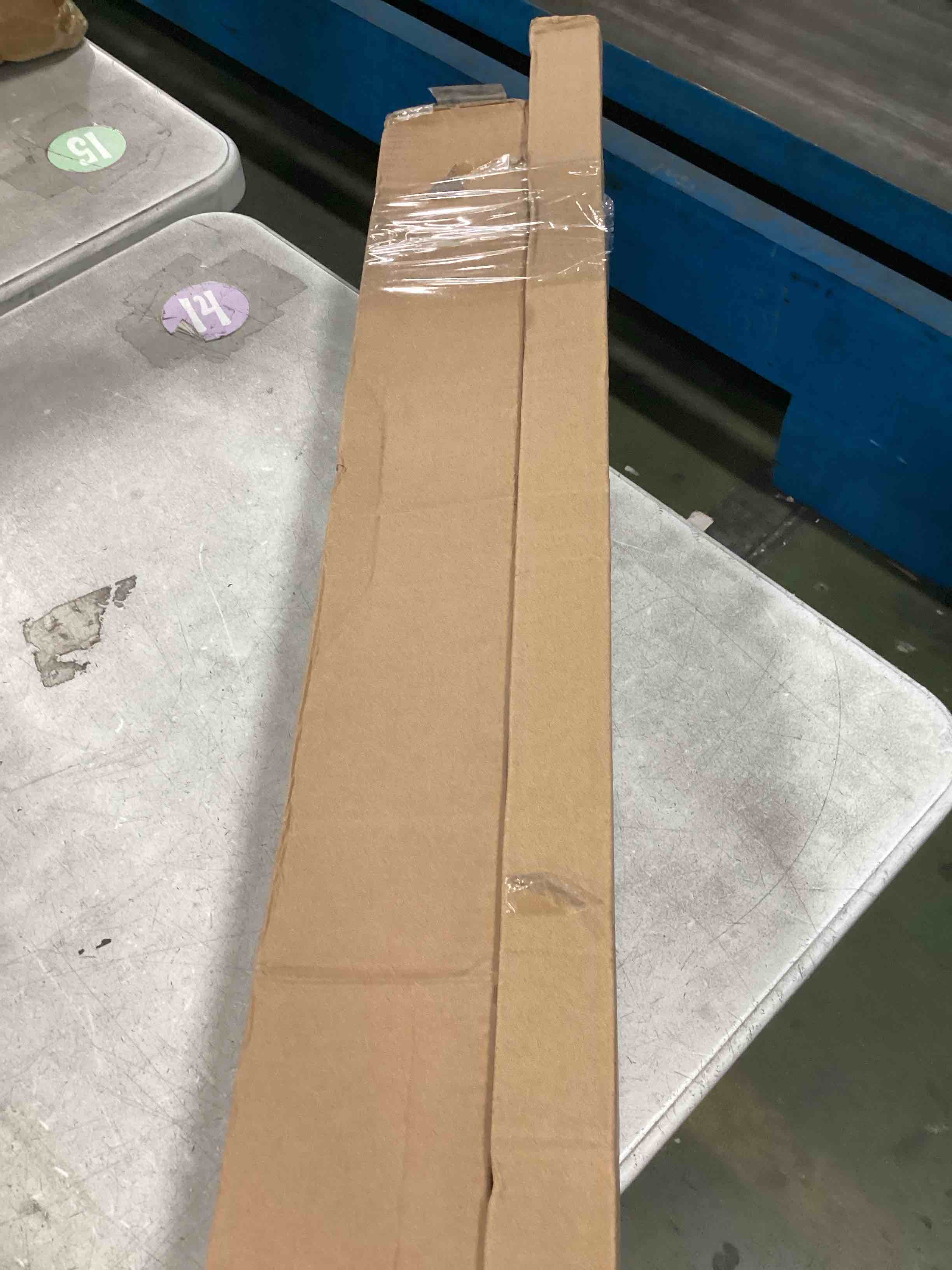 https://s3.amazonaws.com/lotting-images-prod/bidfta/TEA3606759_1752764305947.jpeg