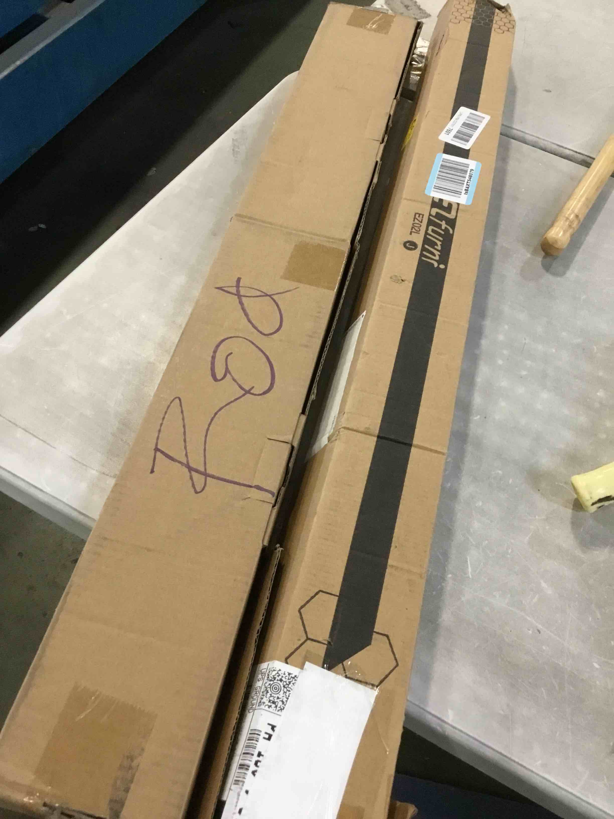 https://s3.amazonaws.com/lotting-images-prod/bidfta/TEA3607255_1750362768717.jpeg